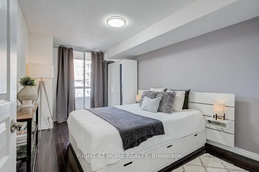 19 Northern Heights Drive, #304
