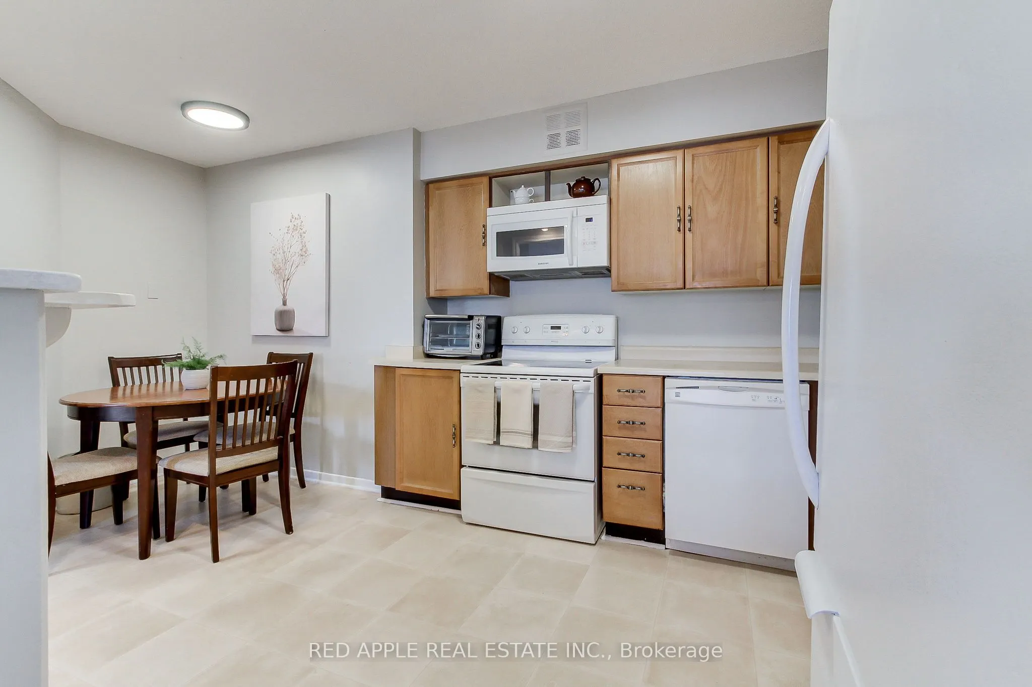 250 Davis Drive, #910