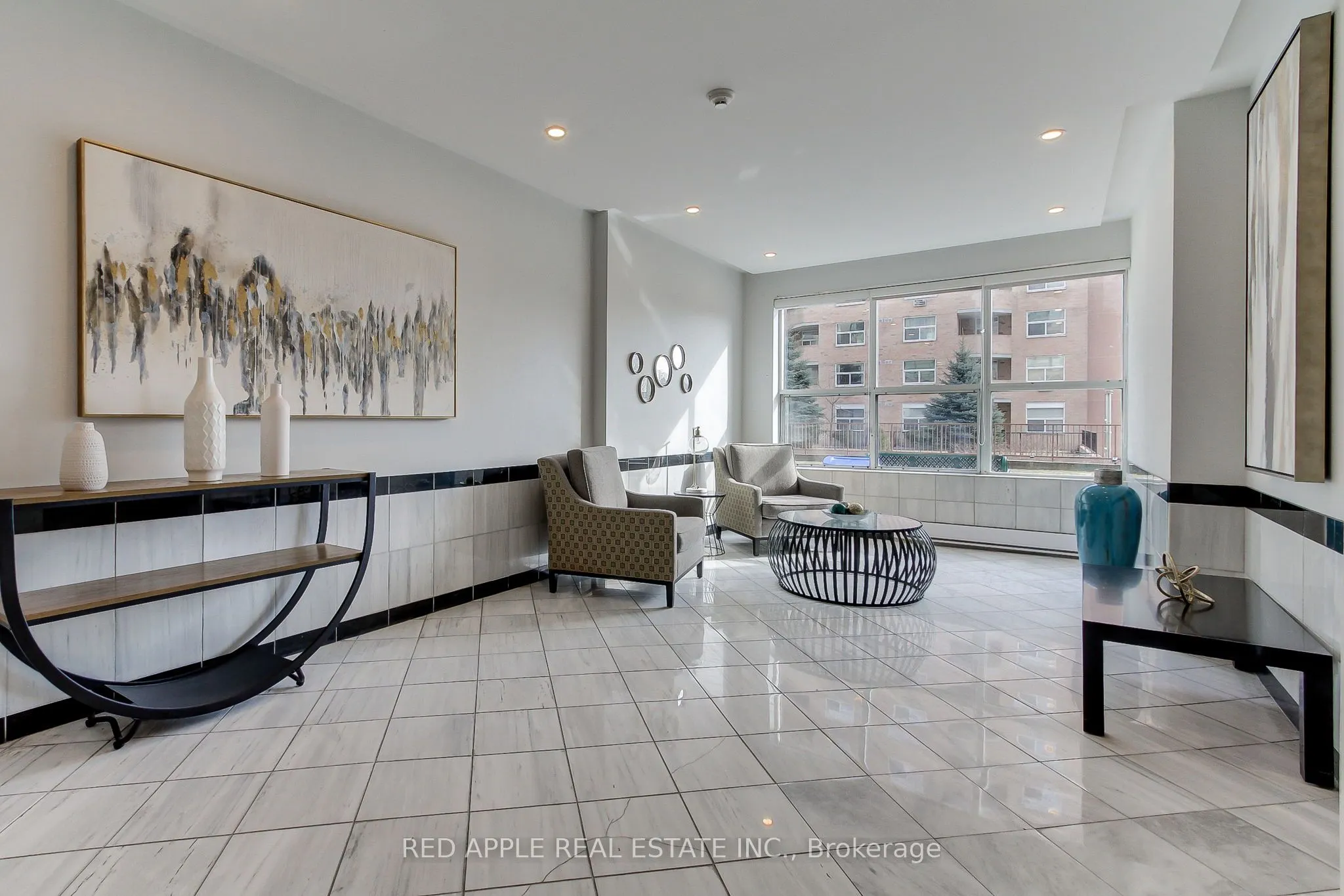 250 Davis Drive, #910