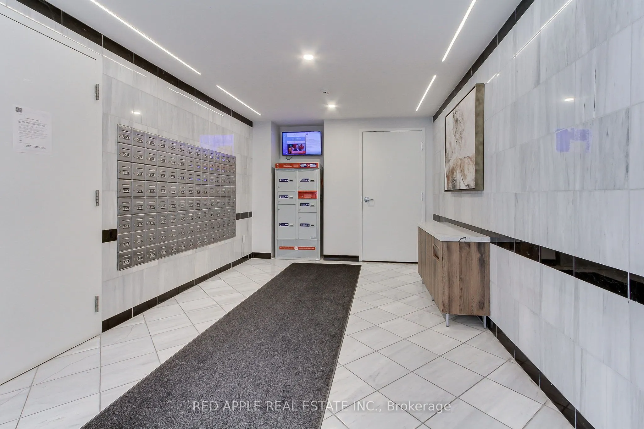 250 Davis Drive, #910