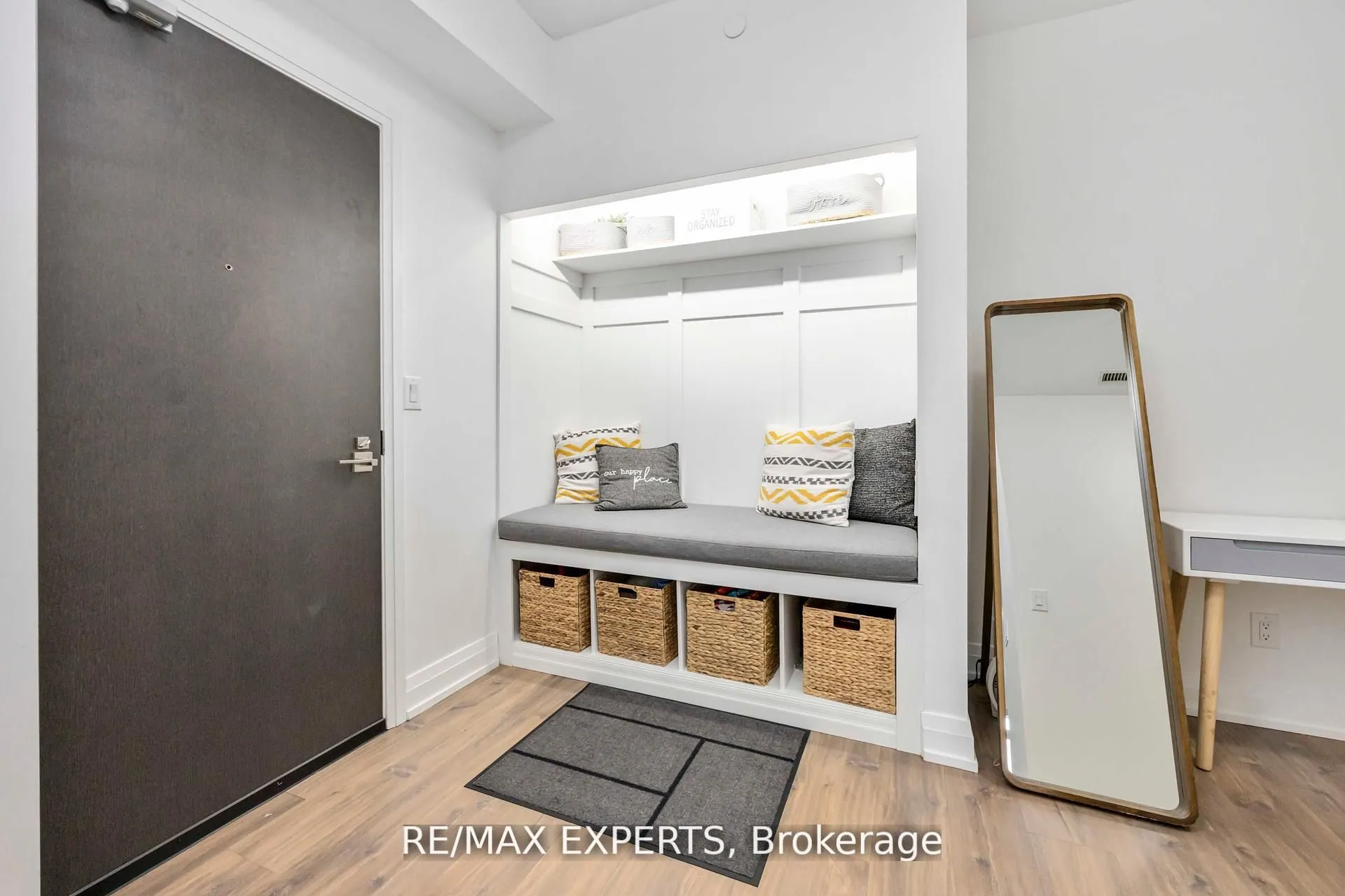 3700 Highway 7, #801