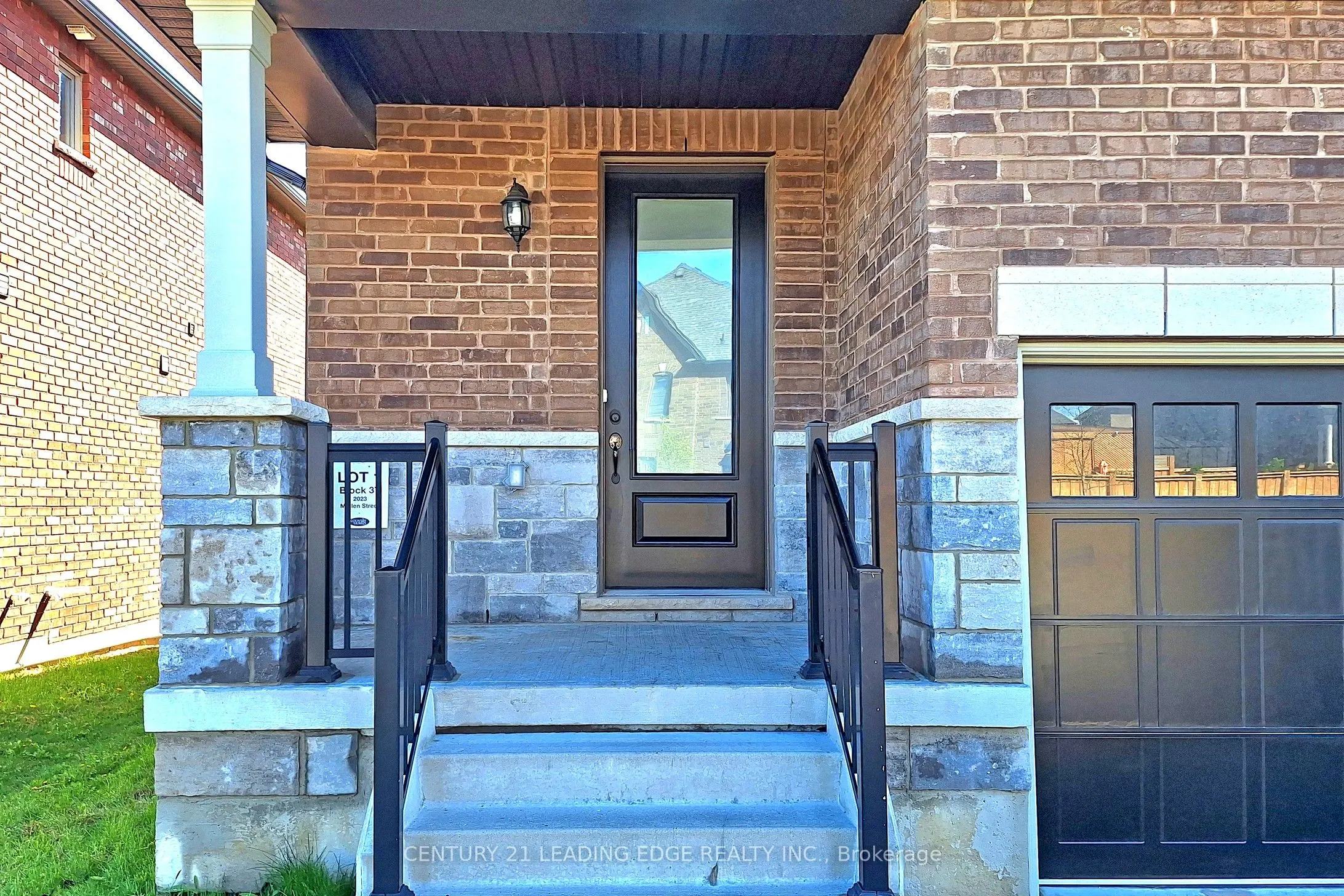 2023 Mullen Street