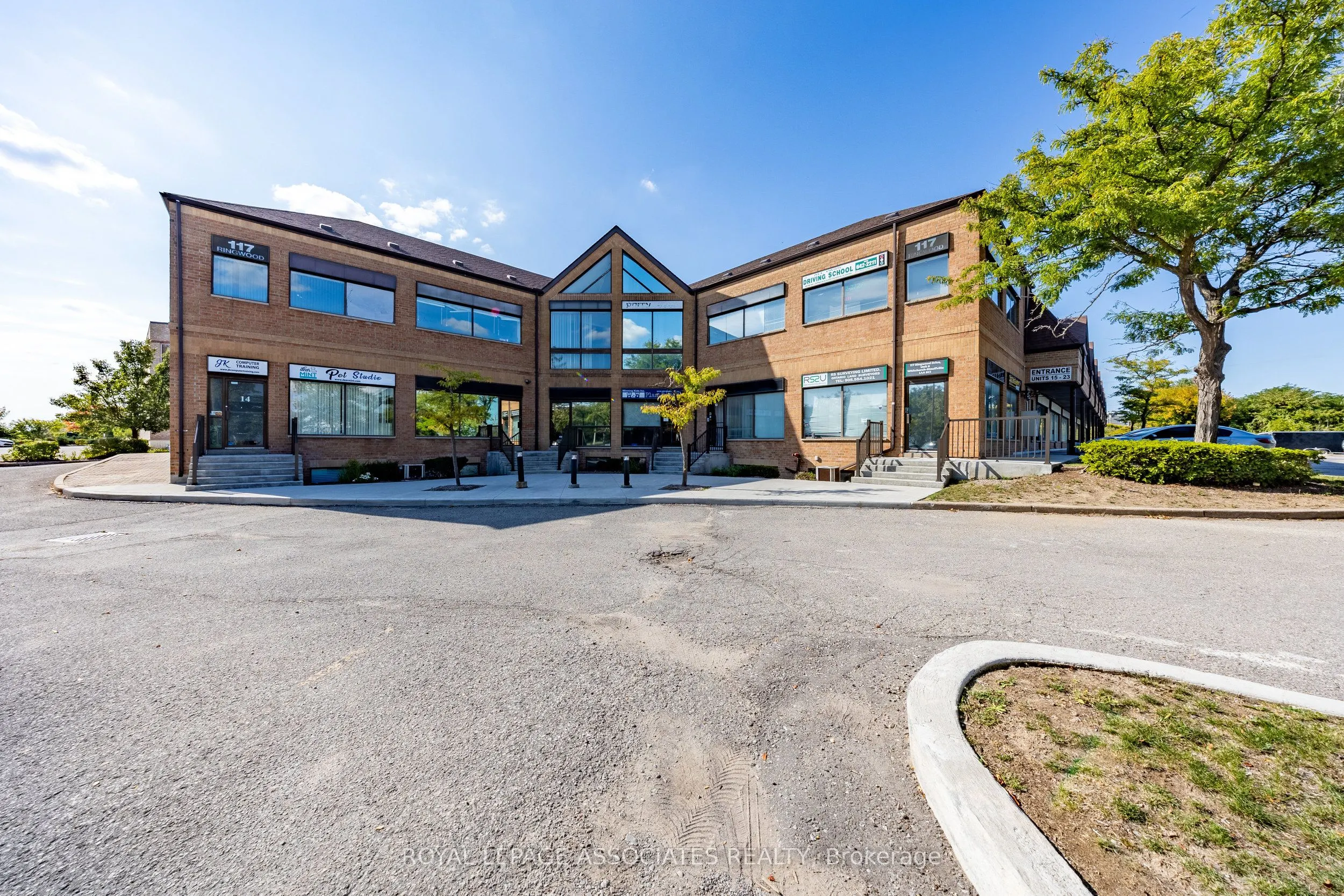 117 Ringwood Drive, #9