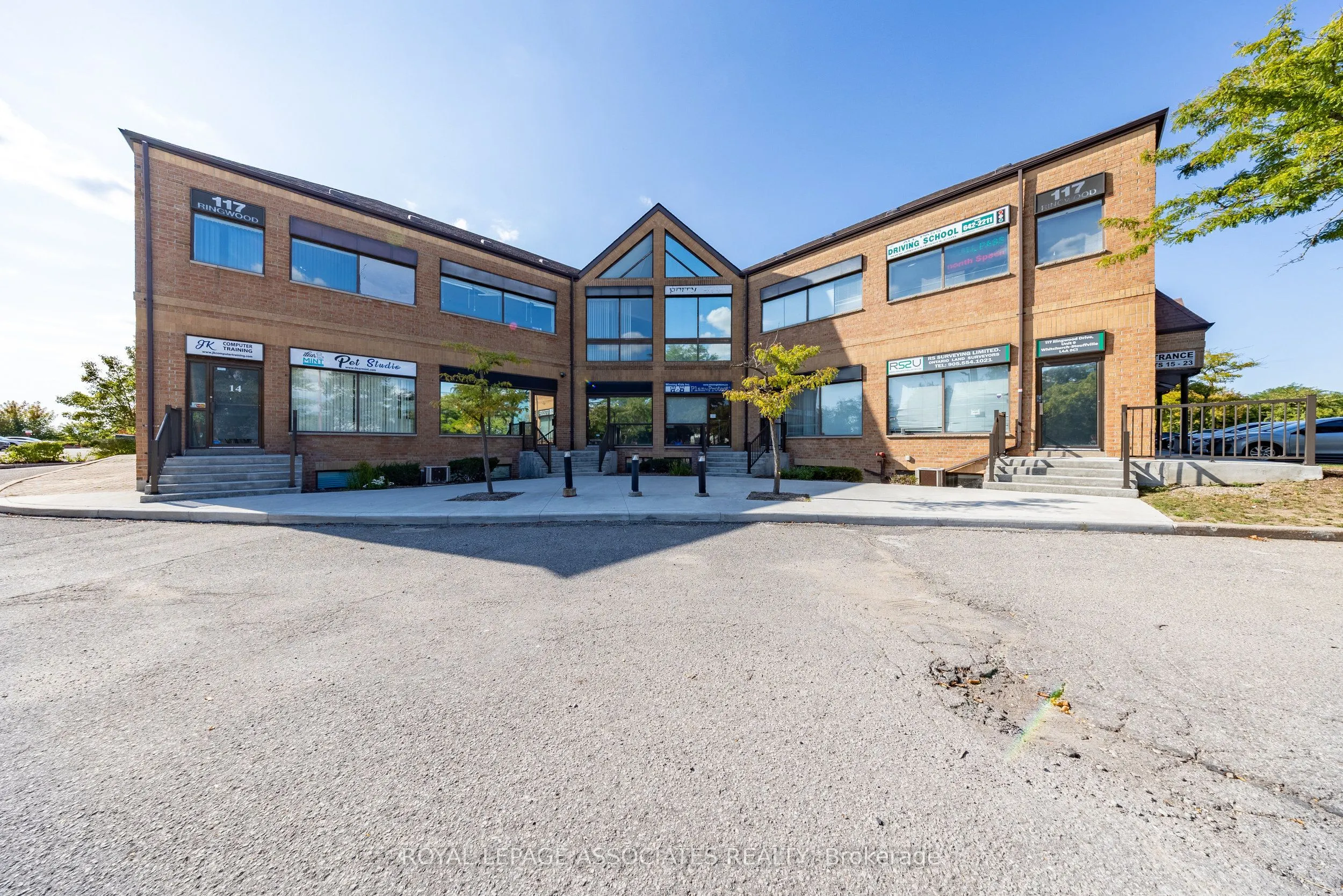 117 Ringwood Drive, #9