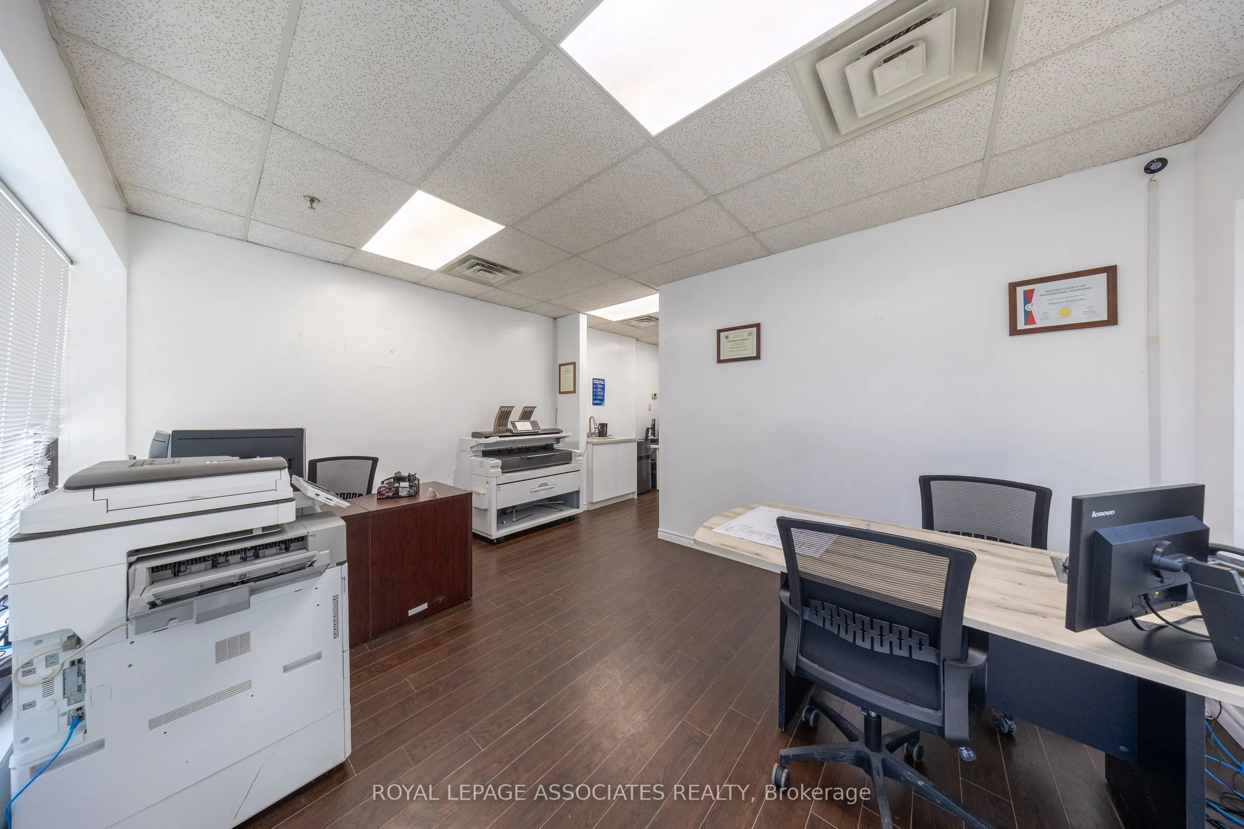 117 Ringwood Drive, #9