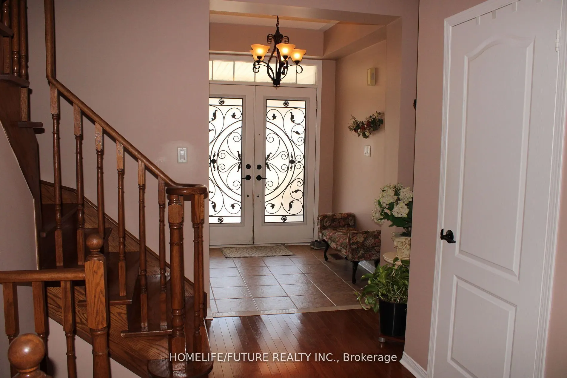 49 Mingay Avenue, #Main & 2nd