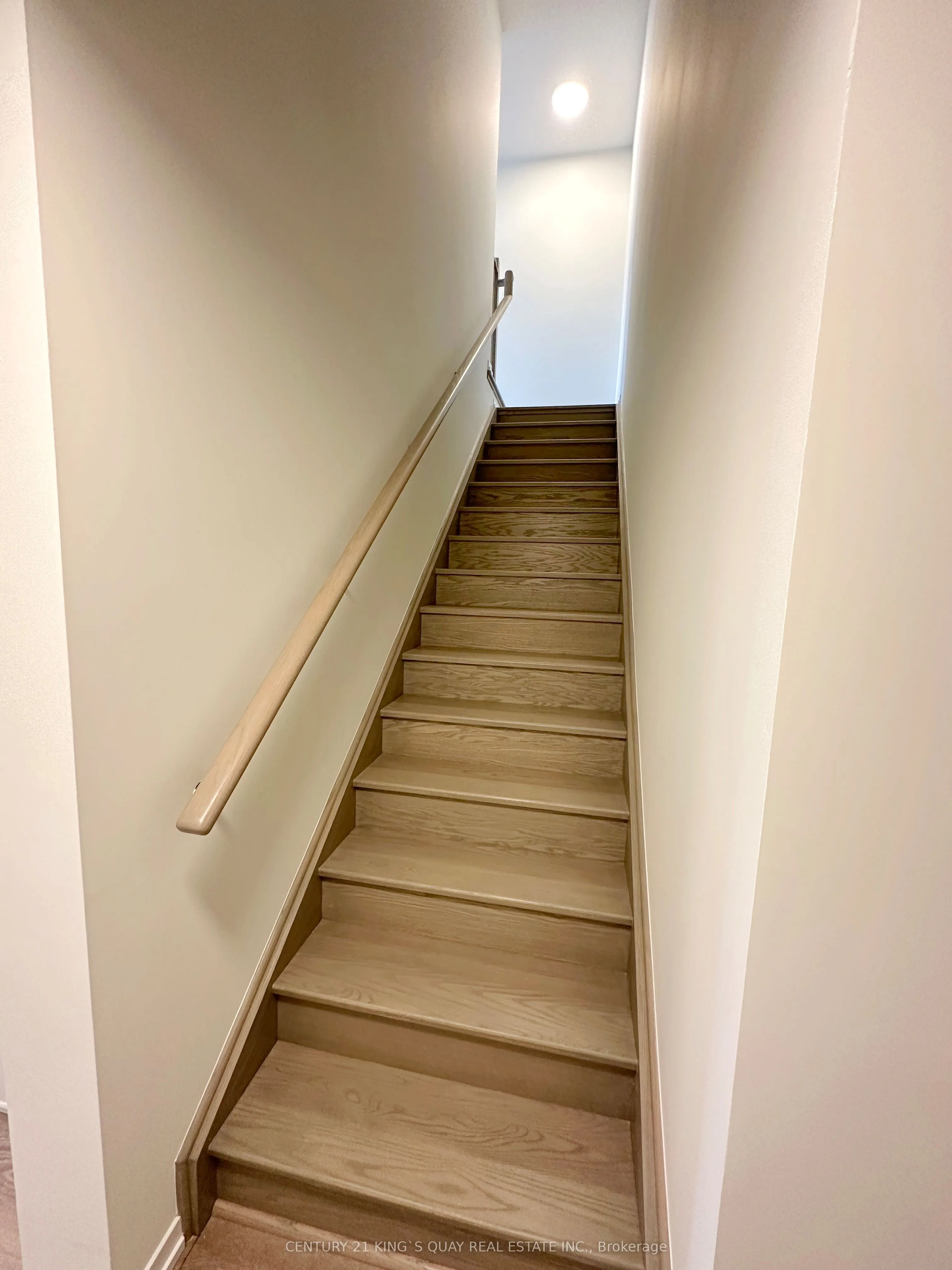 34 Matawin Lane