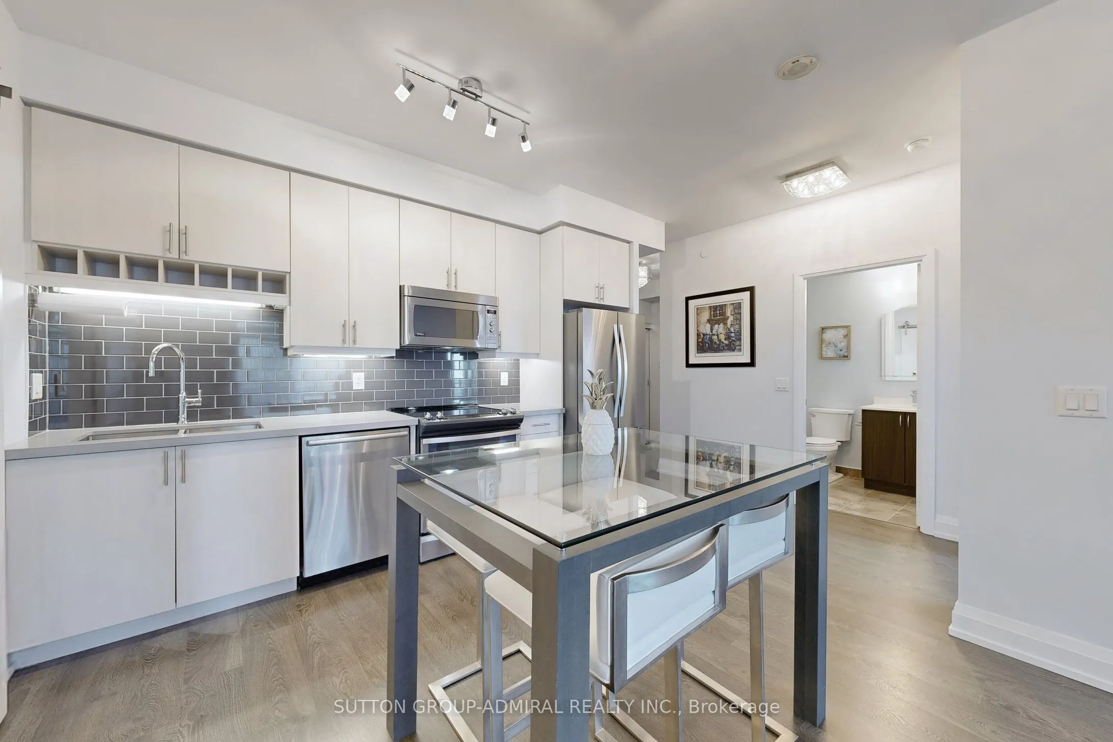 7890 BATHURST Street, #1910