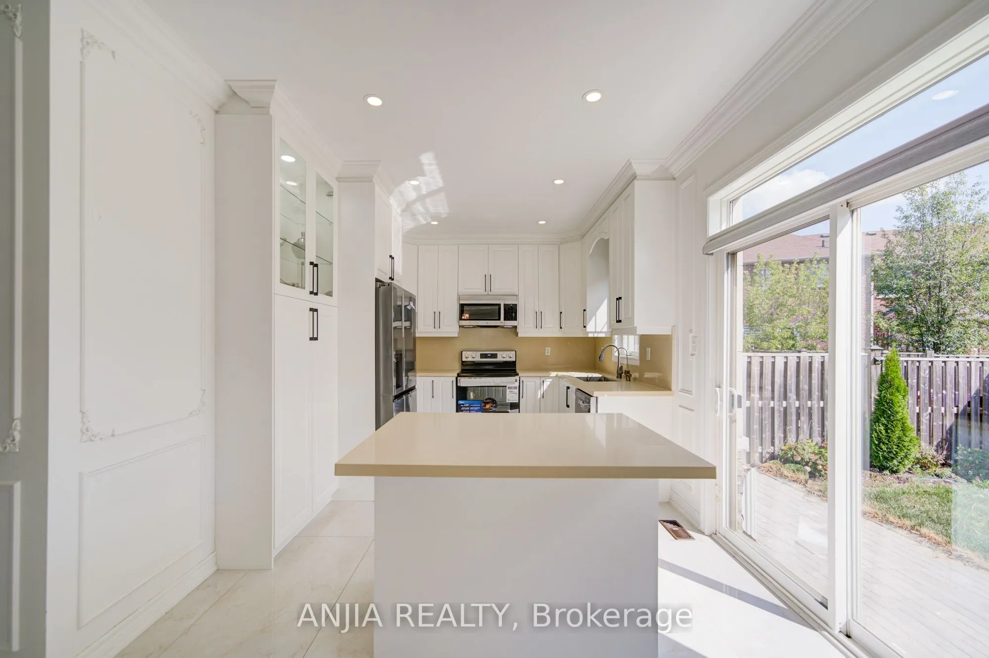 203 Richard Underhill Avenue