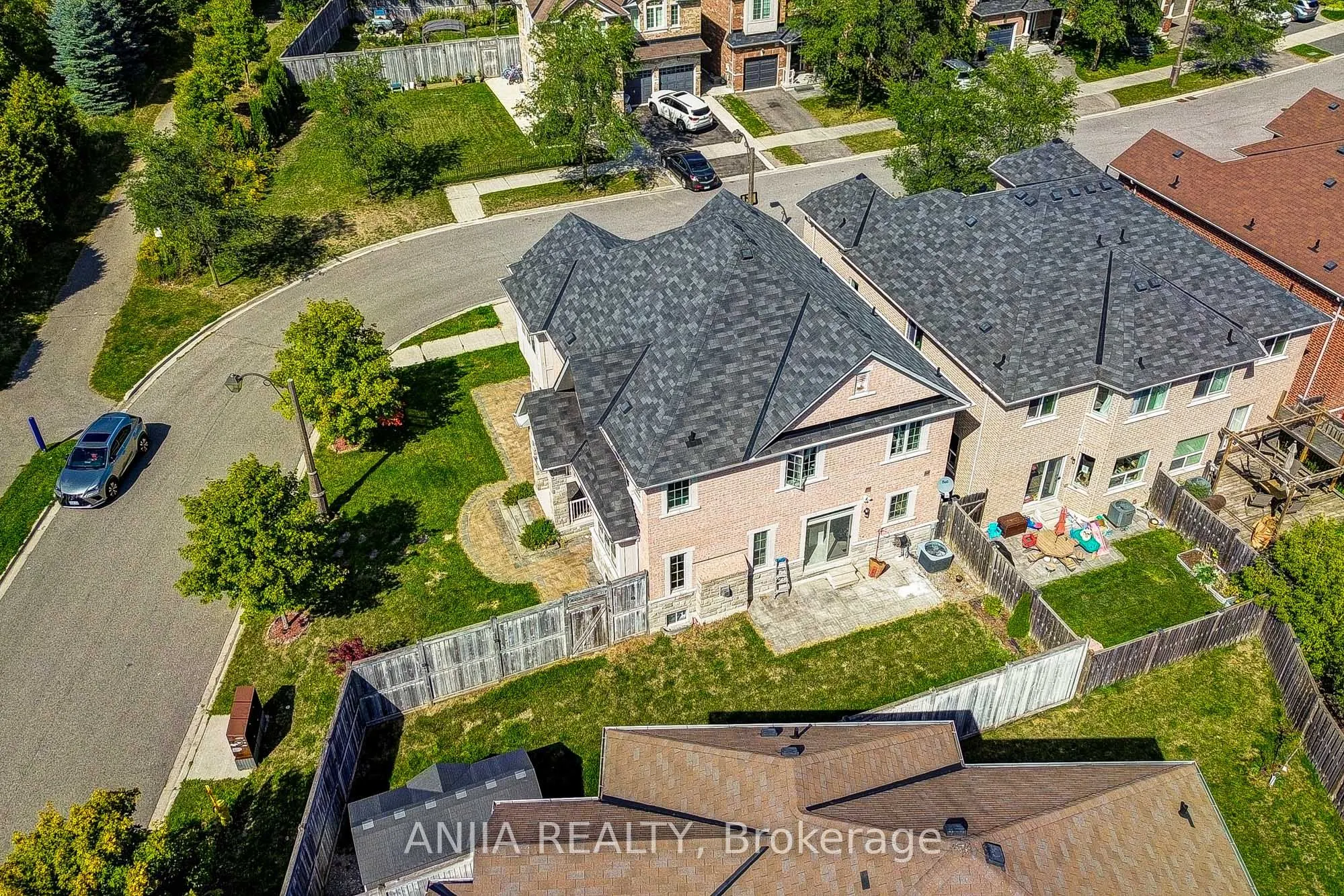 203 Richard Underhill Avenue
