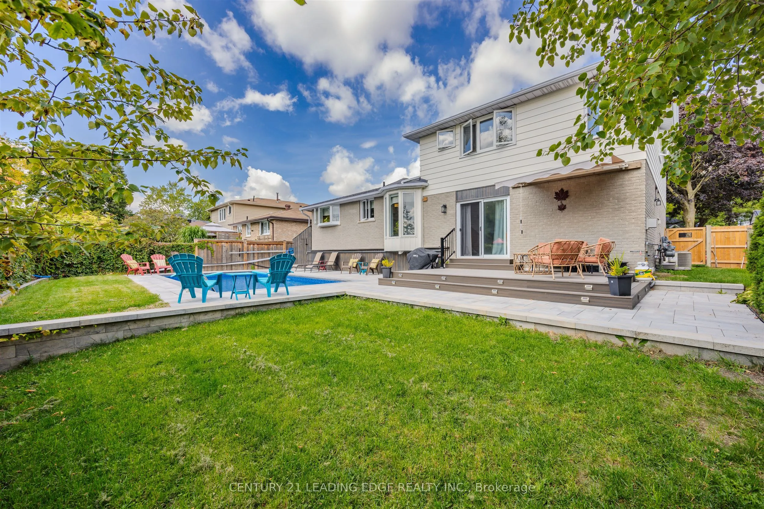 204 Hawthorn Avenue