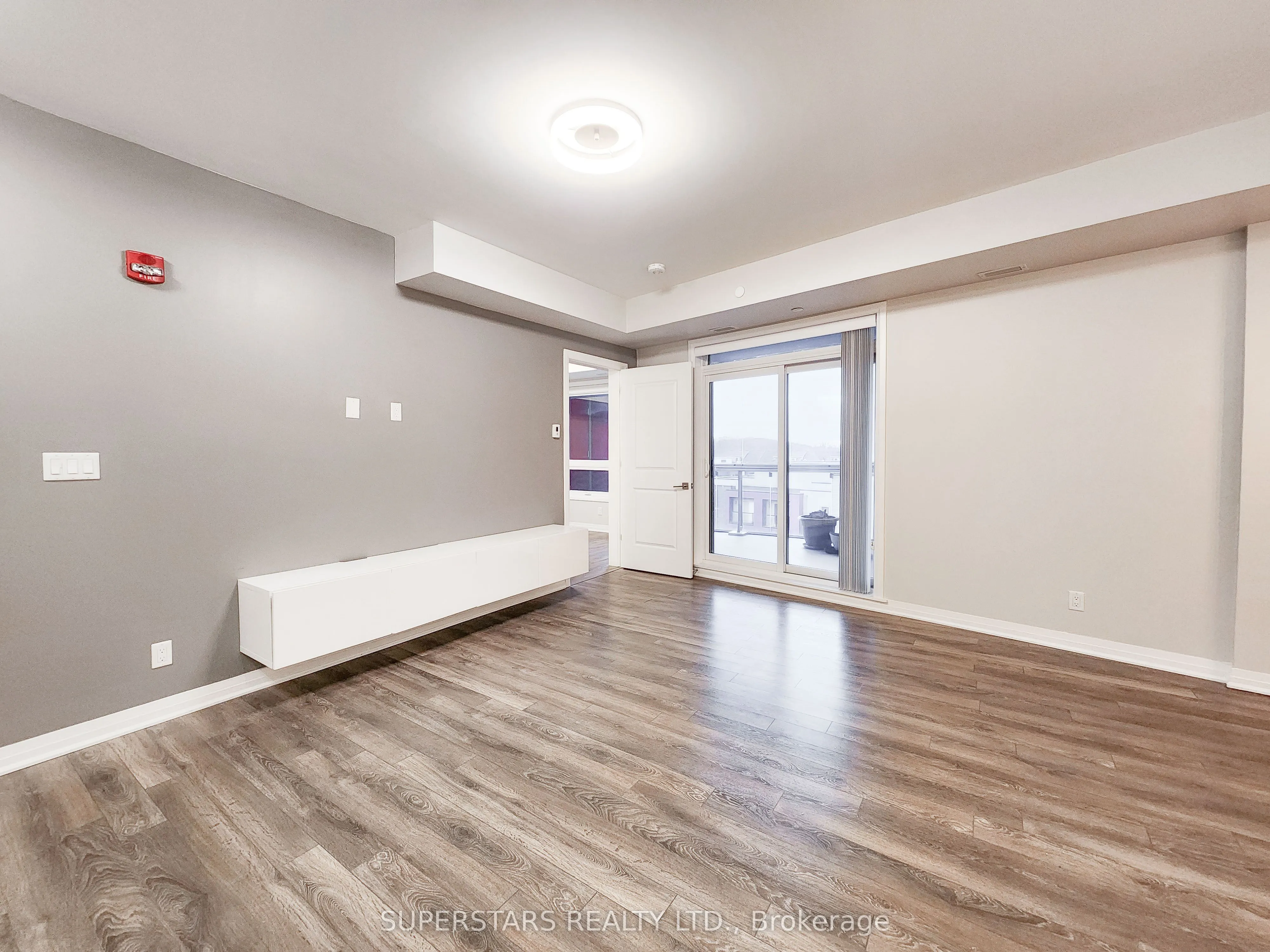 58 Adam Sellers Street, #518