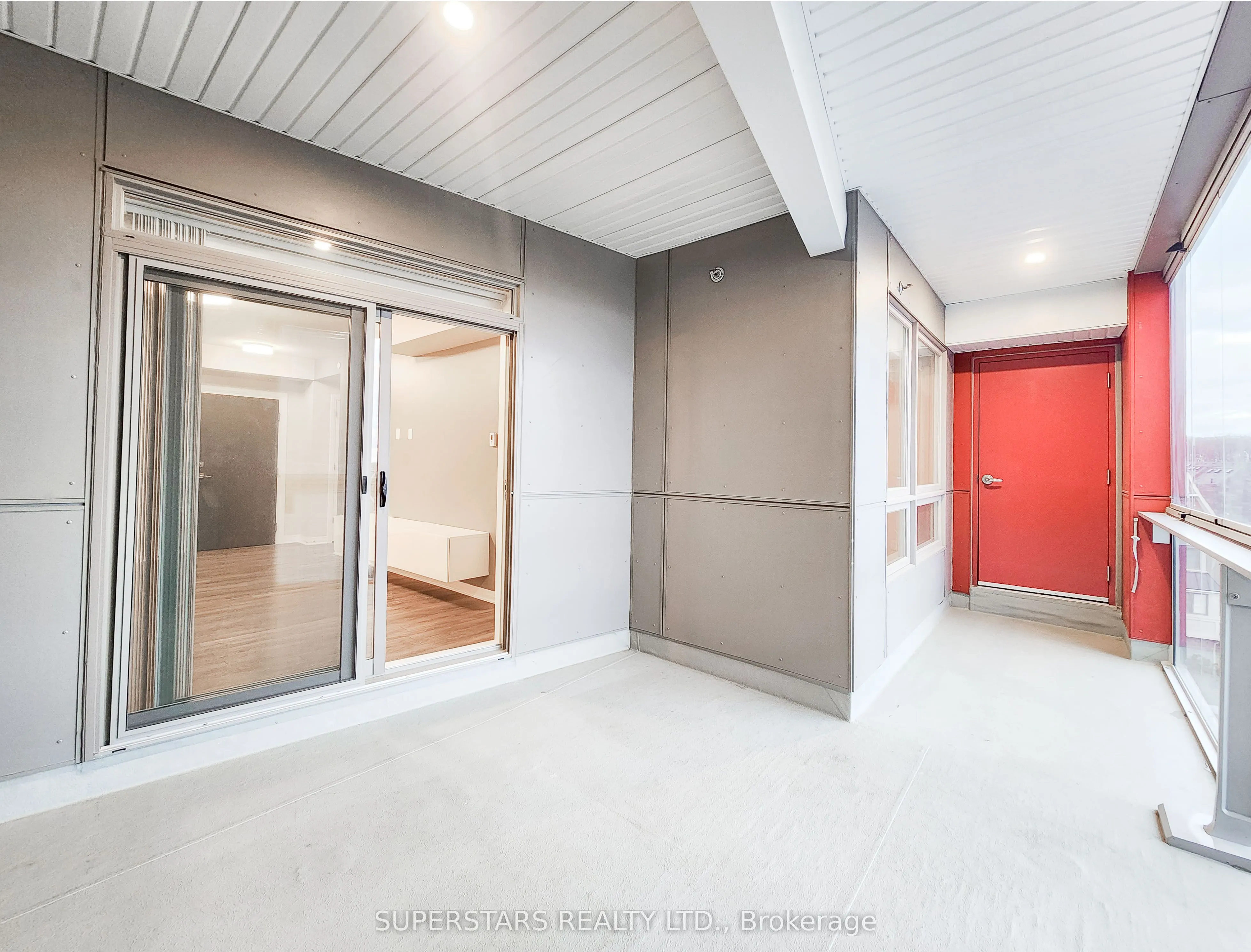 58 Adam Sellers Street, #518