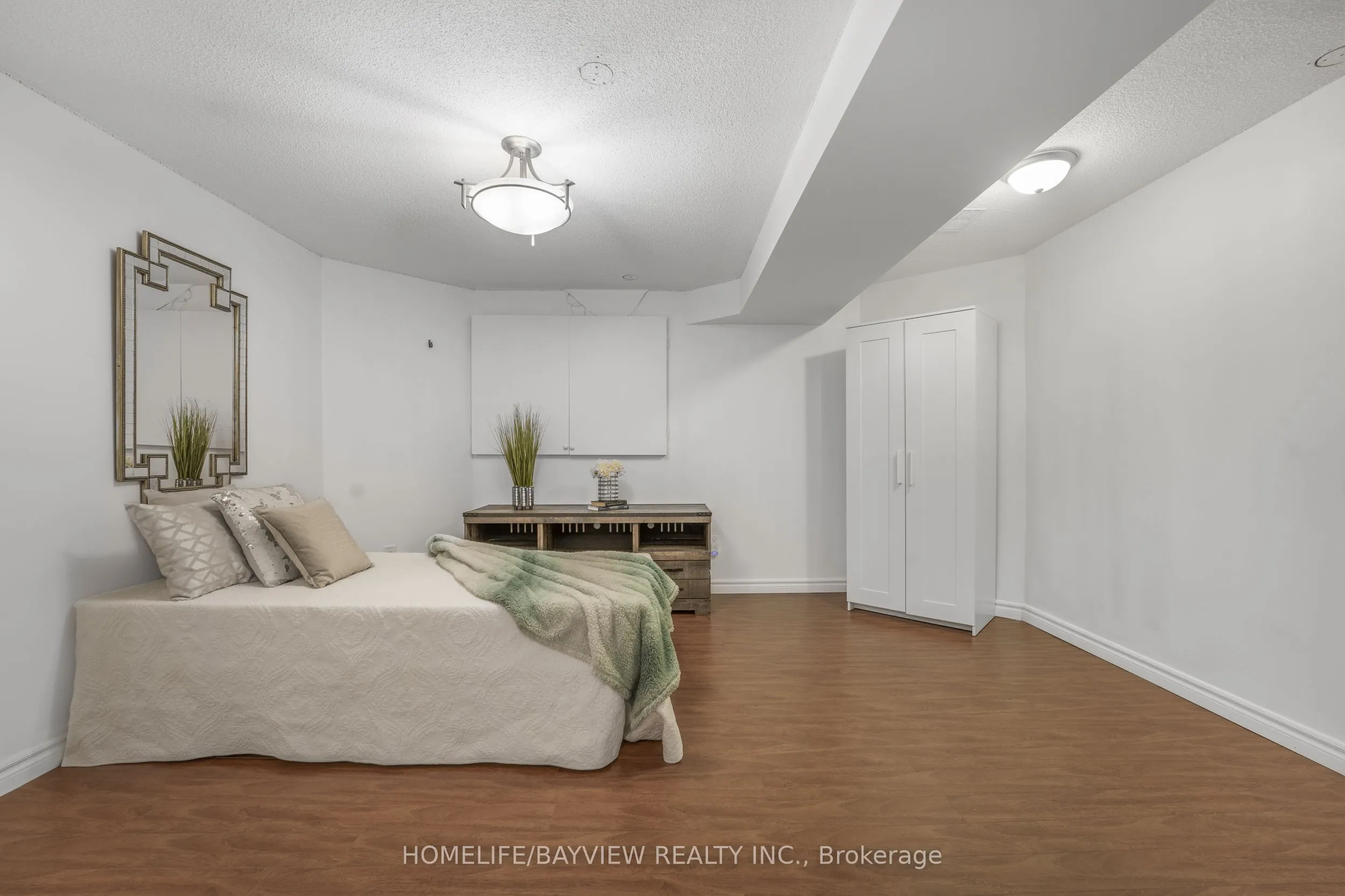 14 Montcalm Boulevard