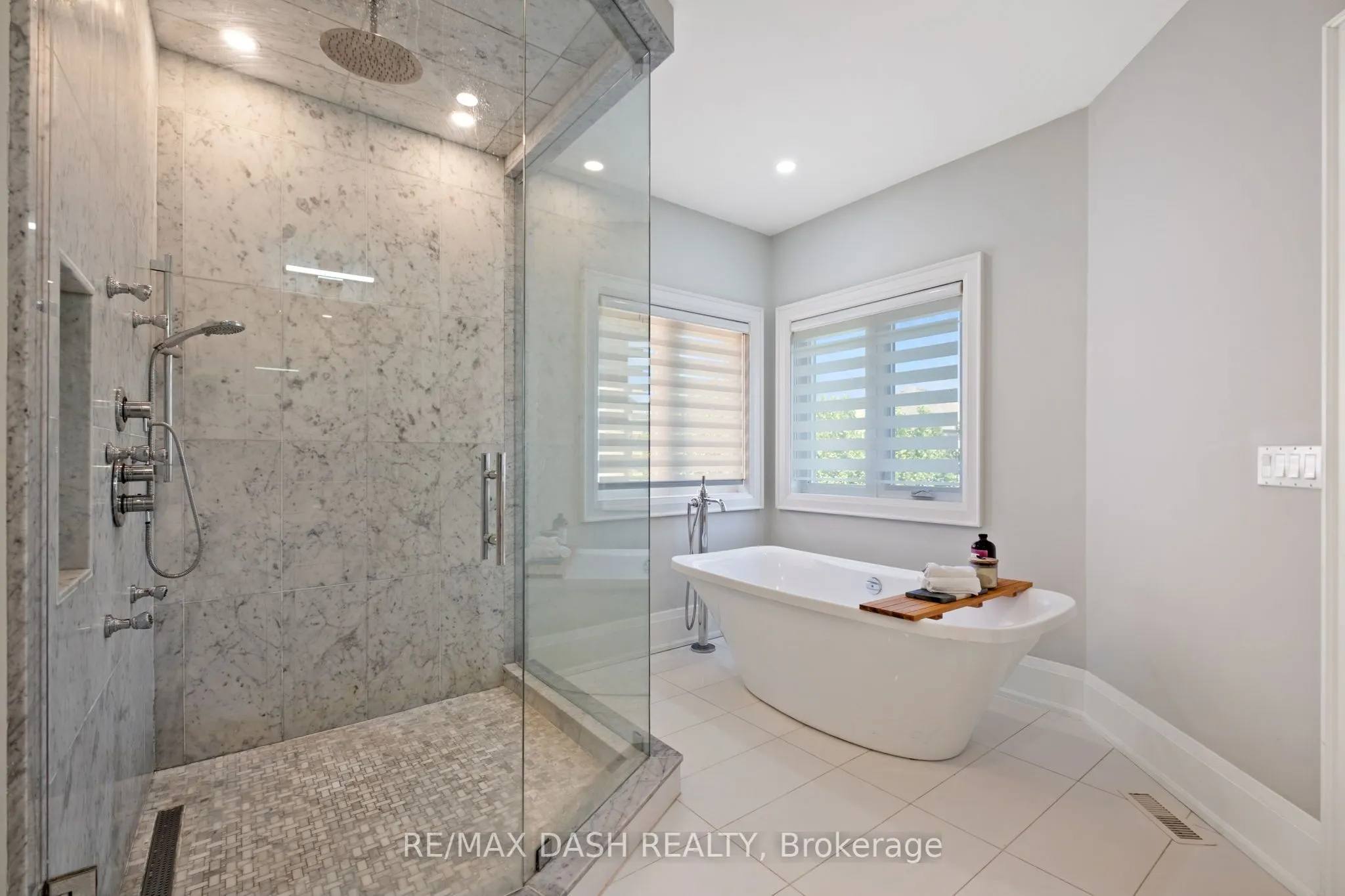 87 Vaughan Boulevard