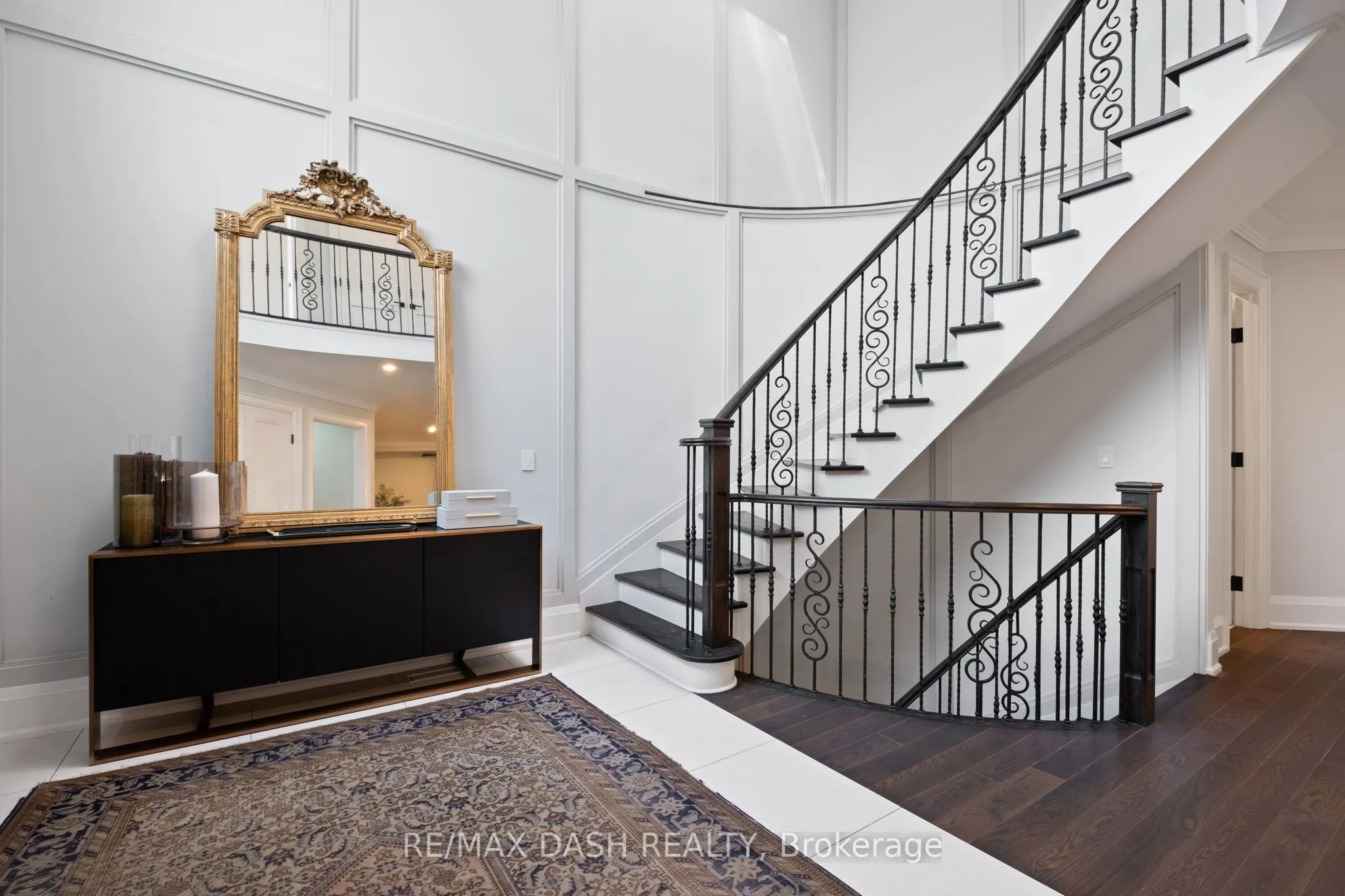 87 Vaughan Boulevard