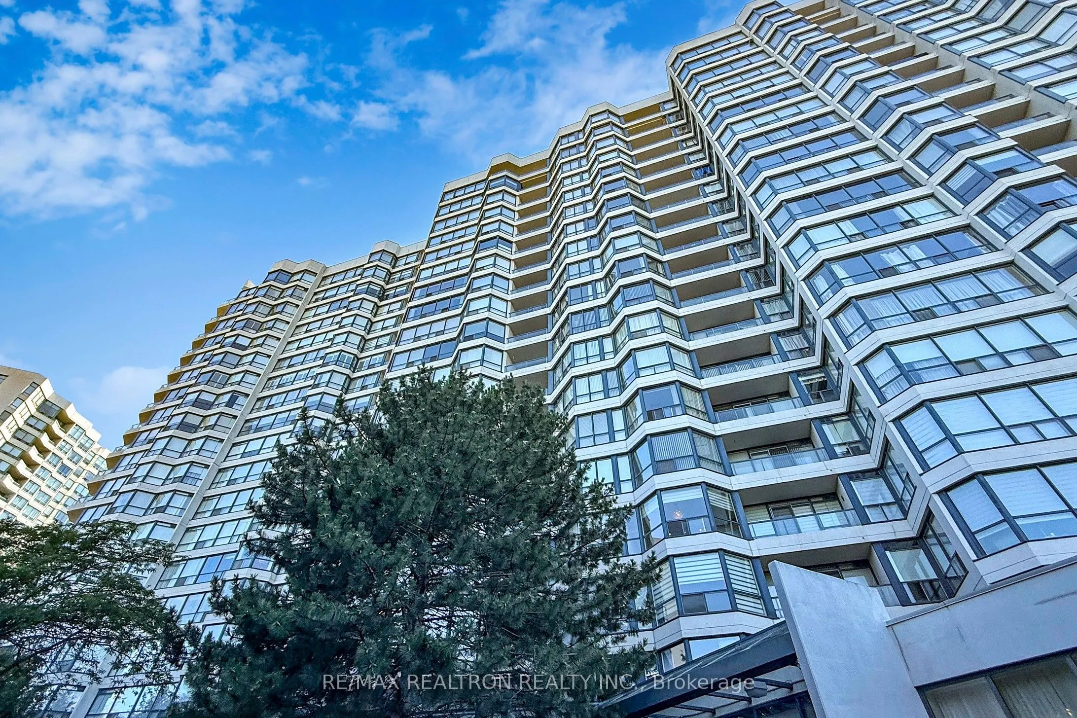 7300 Yonge Street, #311