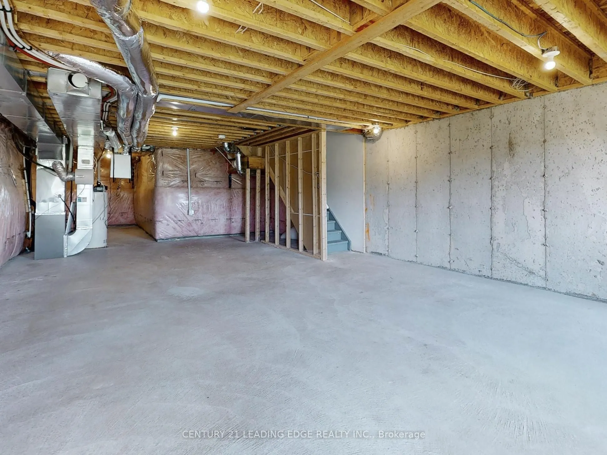 2025 Mullen Street