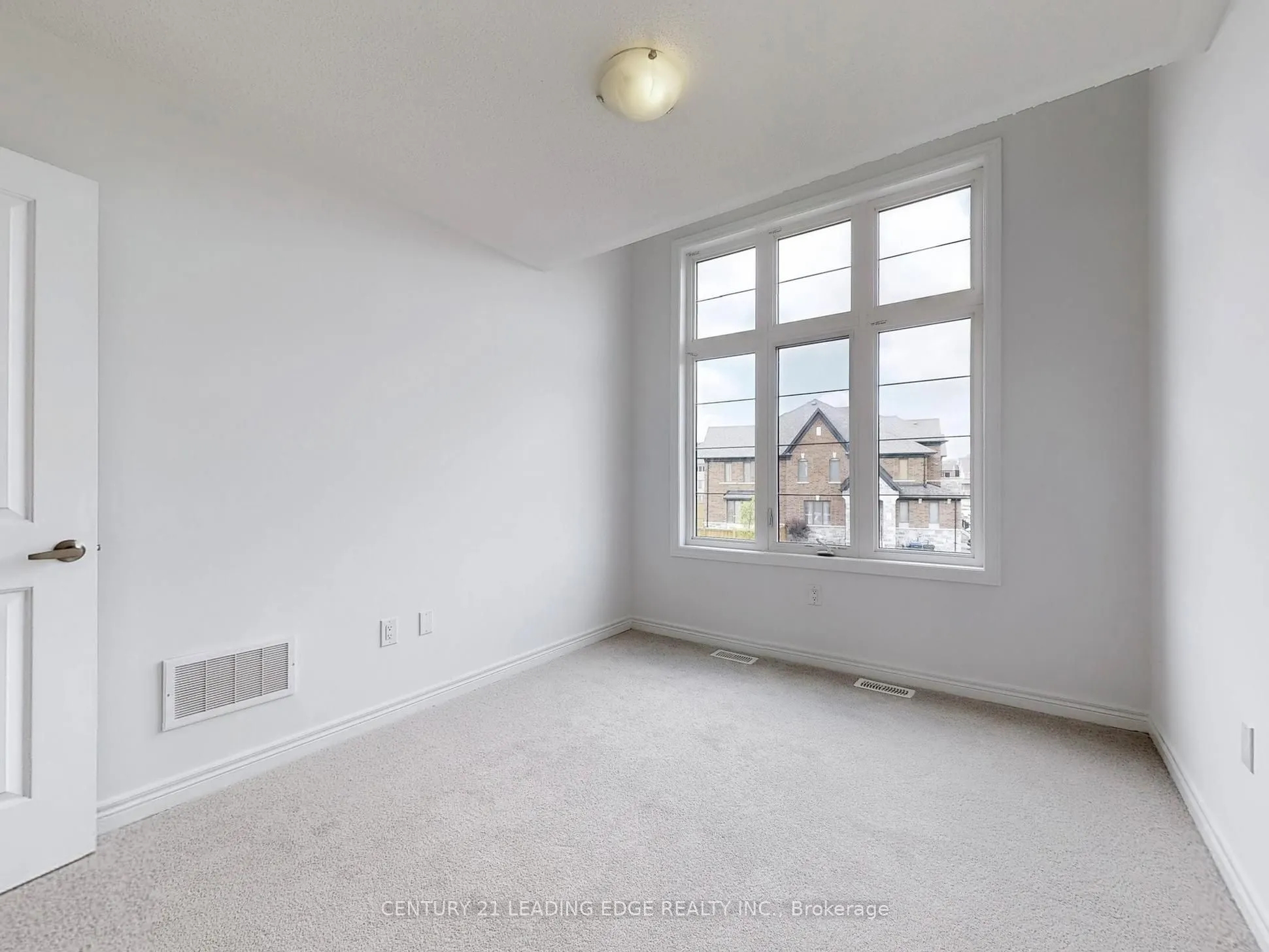 2025 Mullen Street