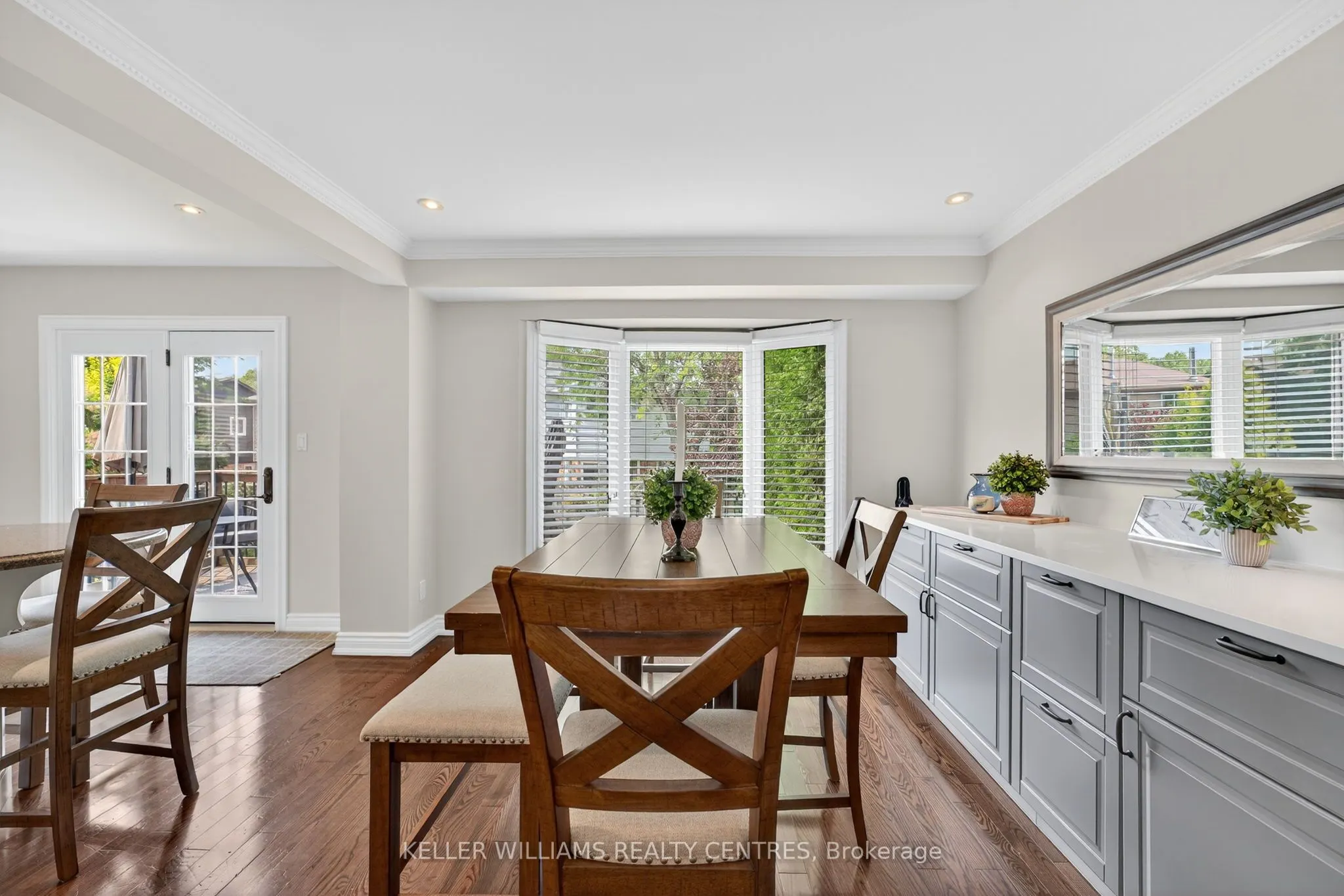 42 Buchanan Crescent