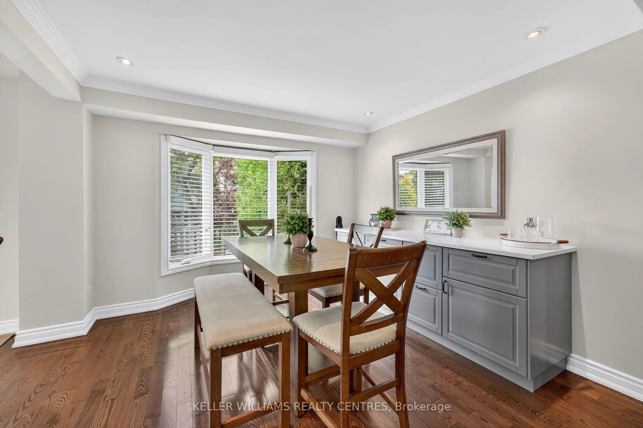 42 Buchanan Crescent