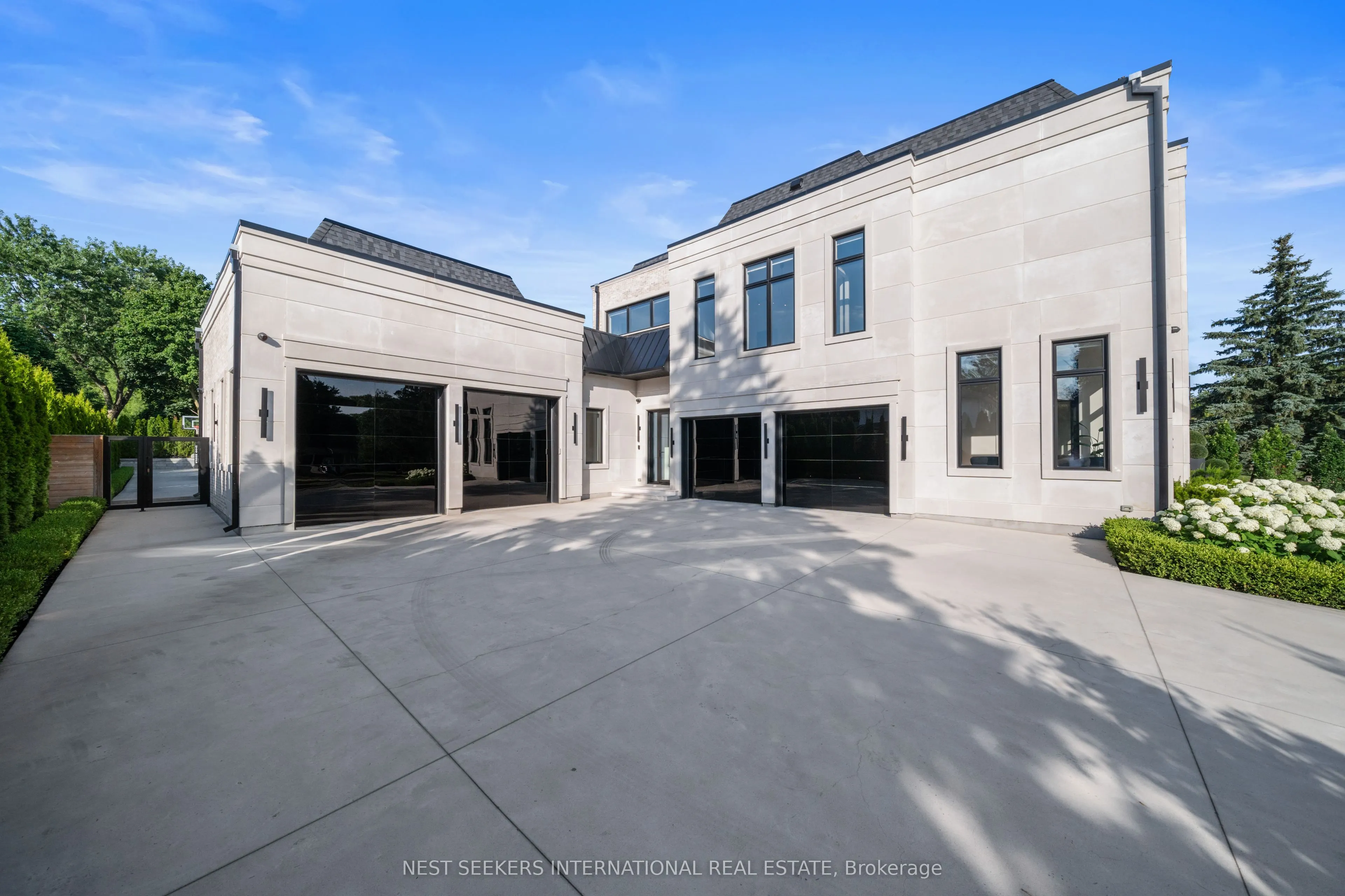 29 Greenside Drive