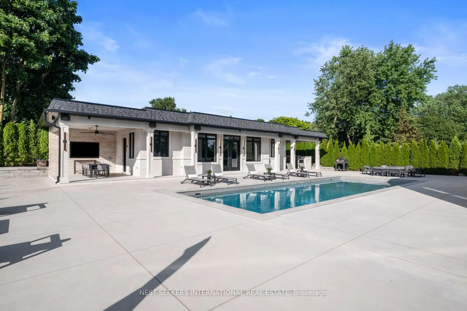 29 Greenside Drive