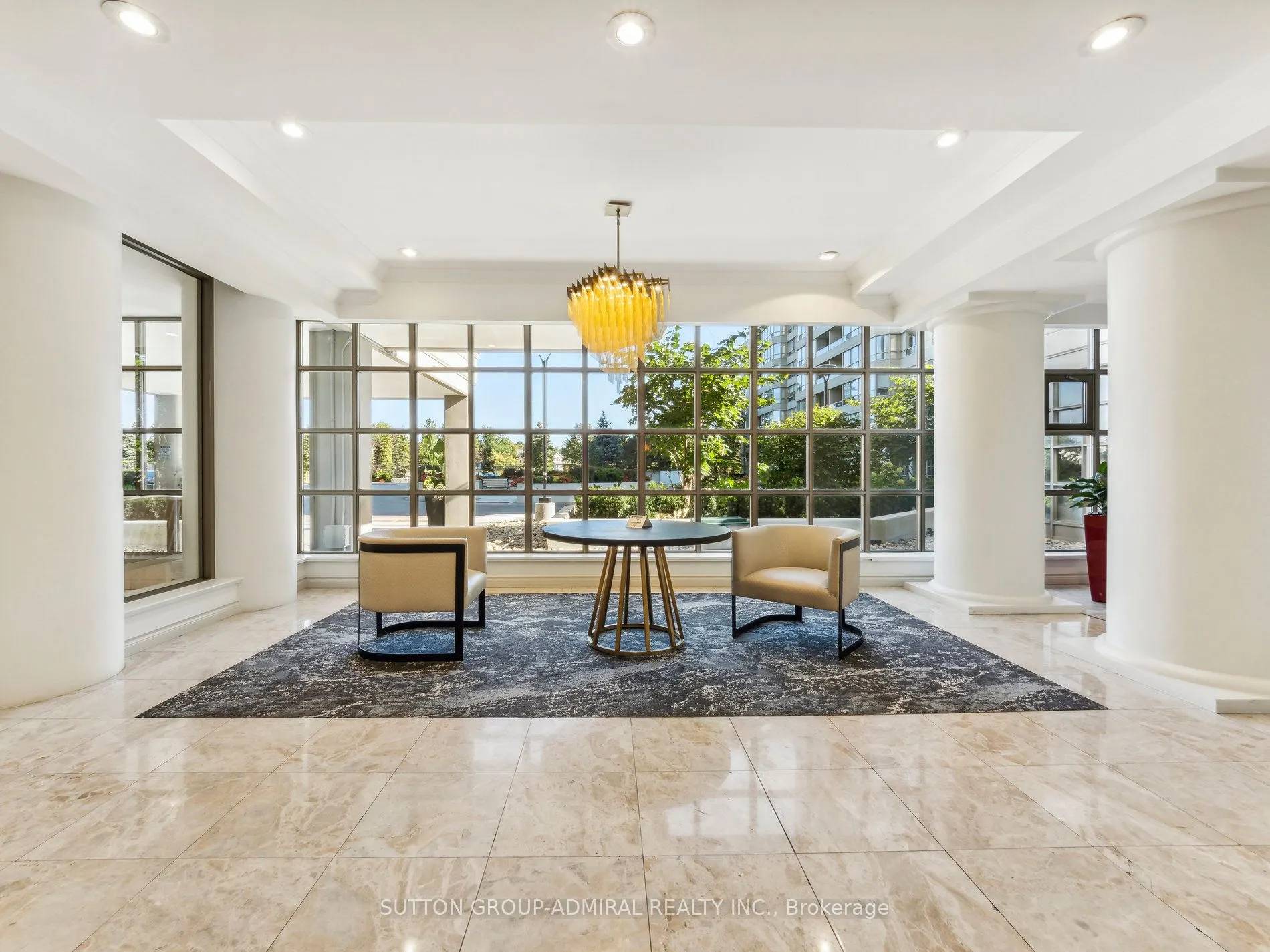 7 Townsgate Drive, #604