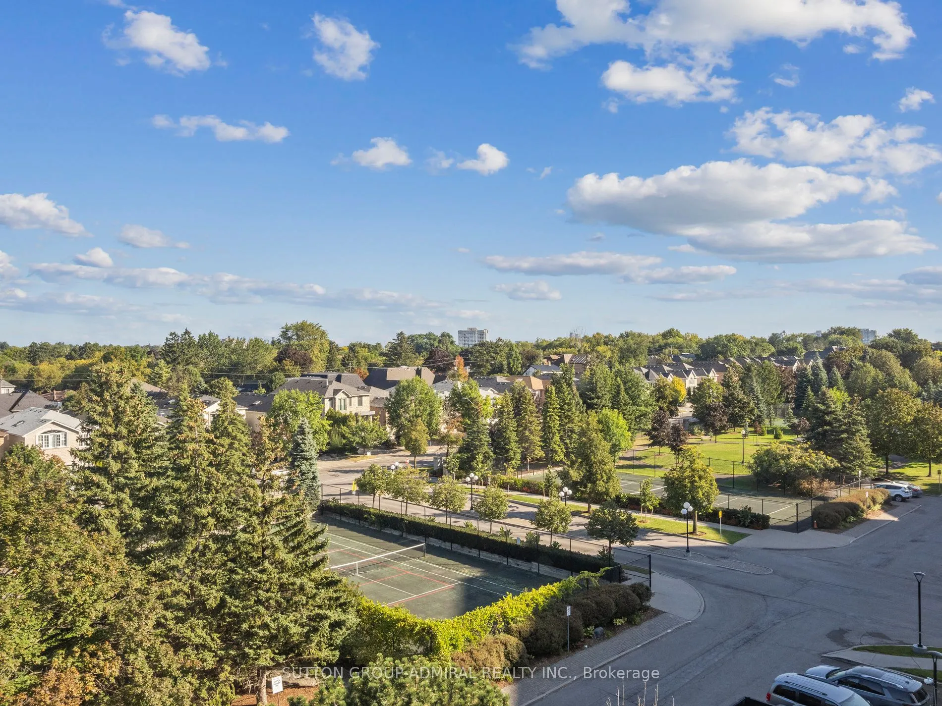 7 Townsgate Drive, #604