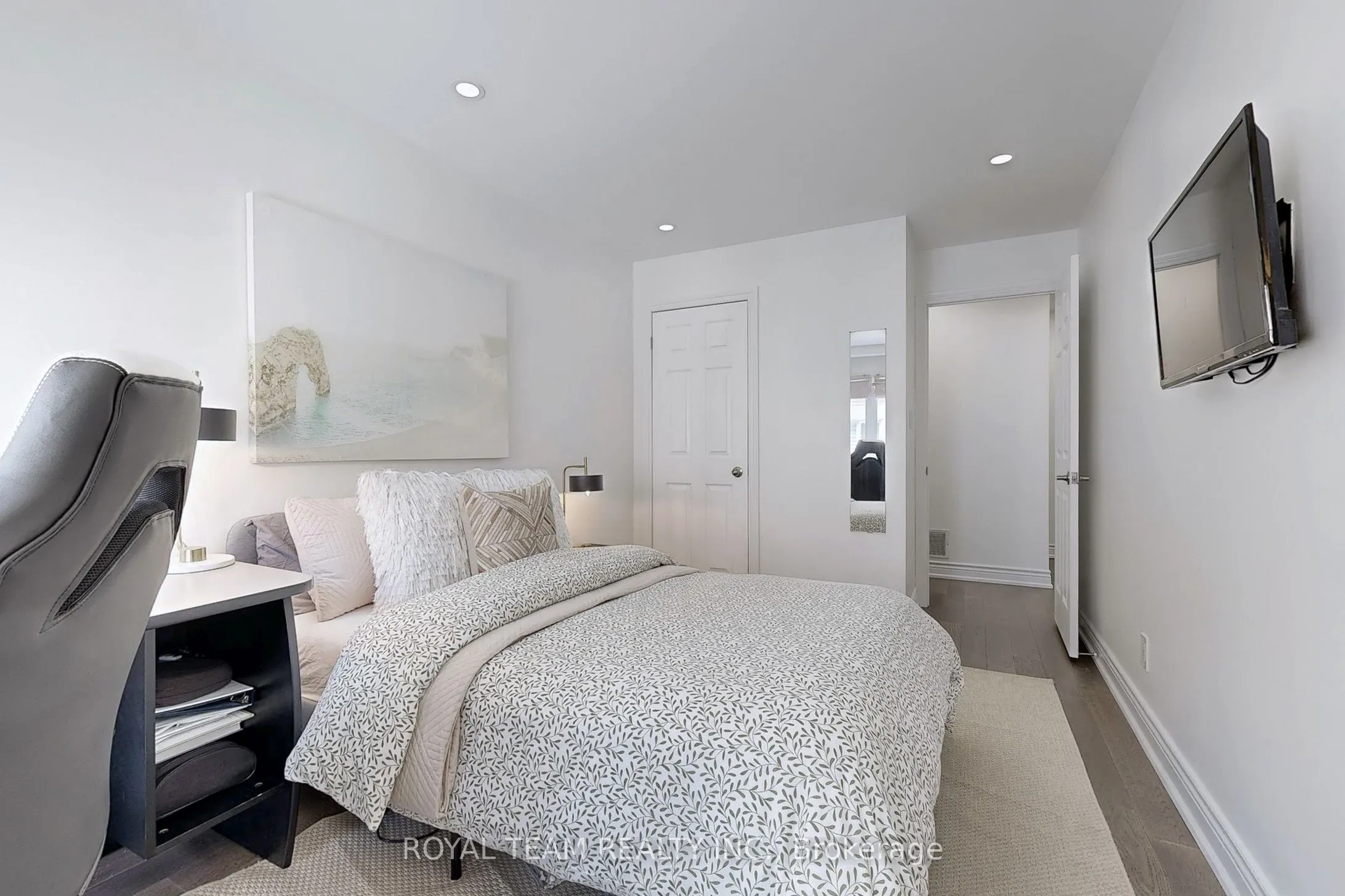 151 Townsgate Drive, #57