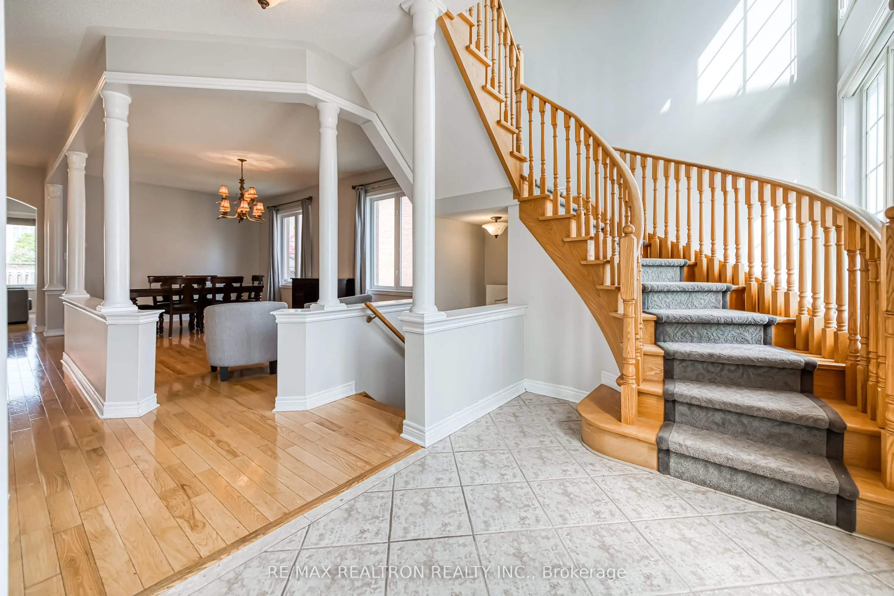 73 Adastra Crescent