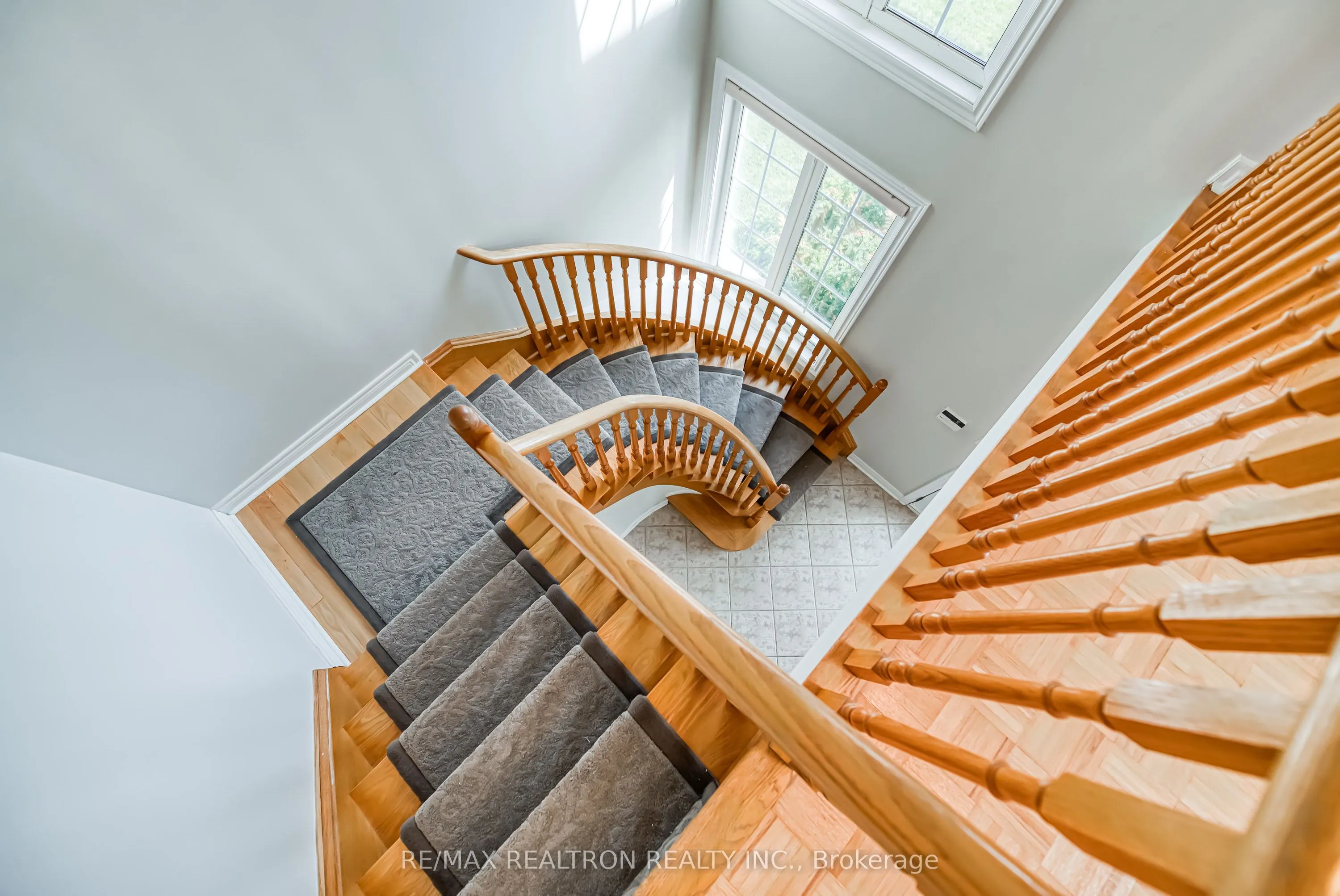 73 Adastra Crescent