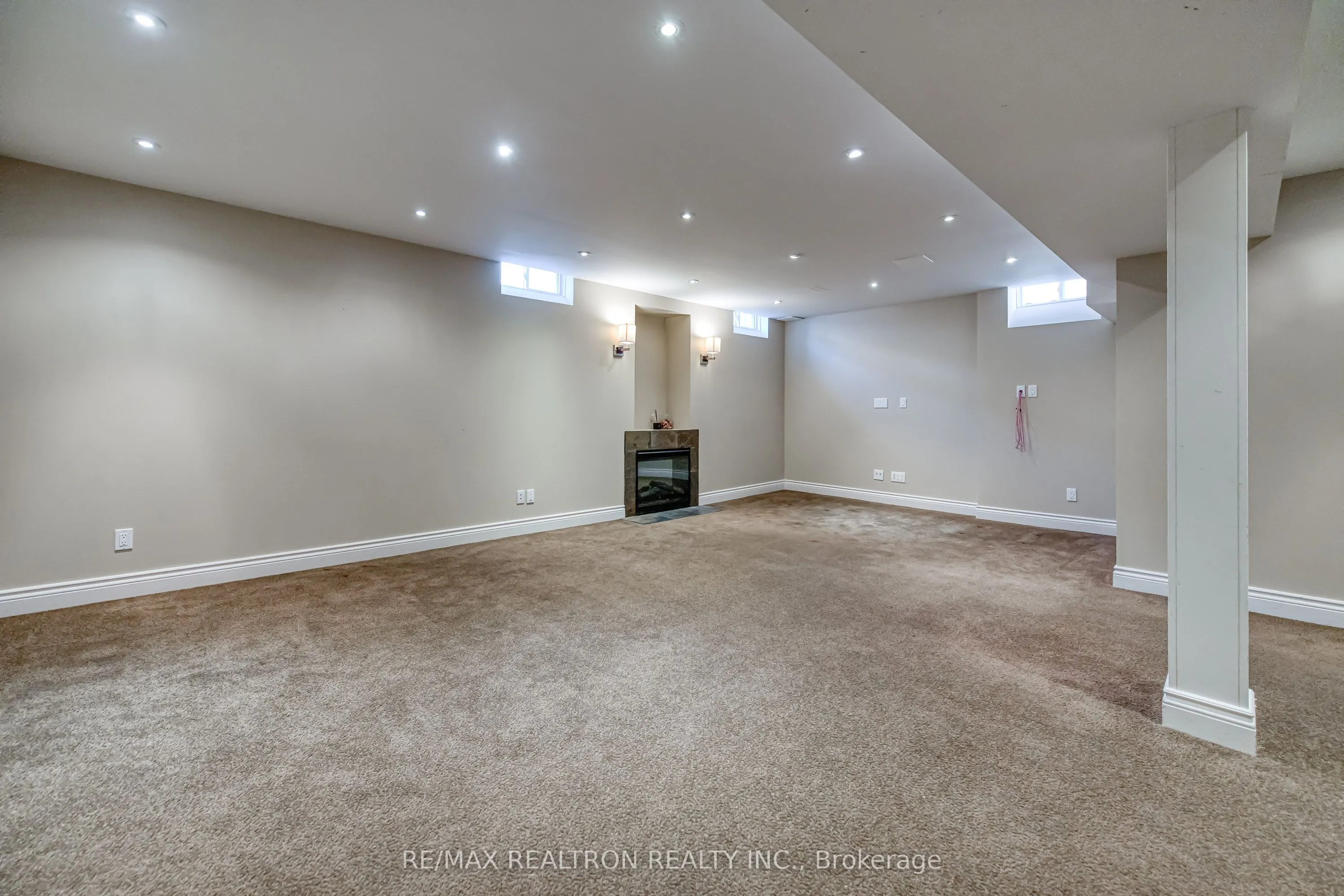 73 Adastra Crescent