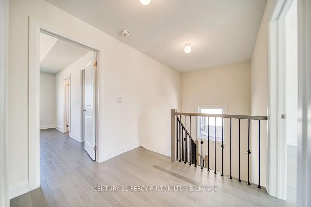 1350 Davis Loop