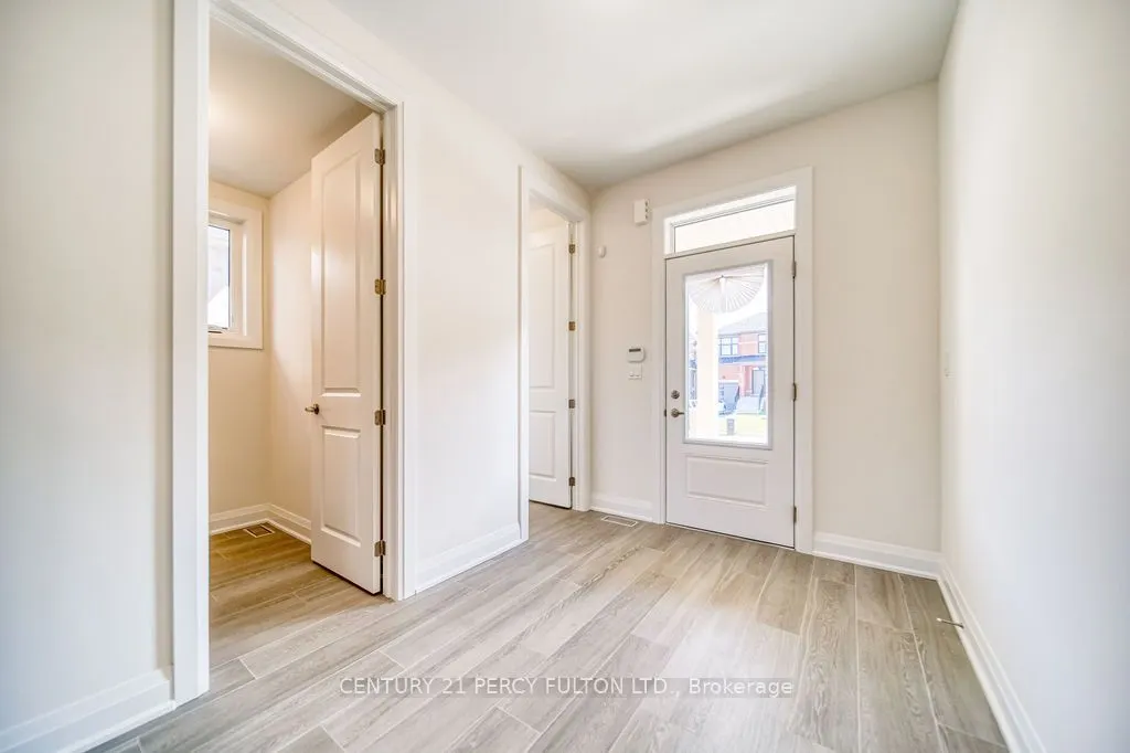 1350 Davis Loop