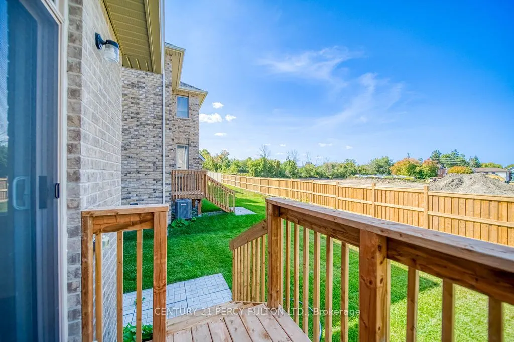 1350 Davis Loop