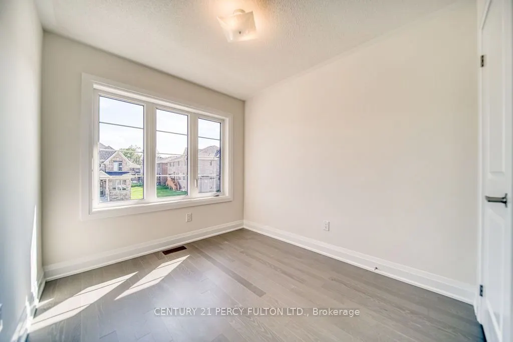 1350 Davis Loop