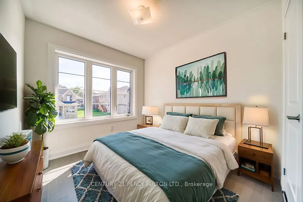 1350 Davis Loop