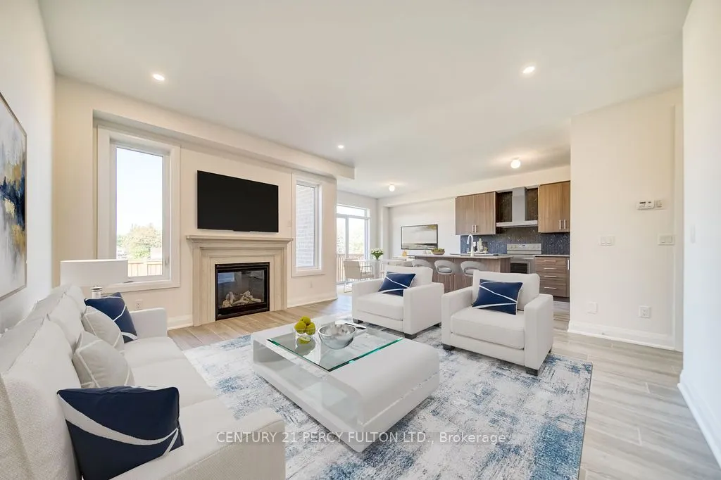 1350 Davis Loop