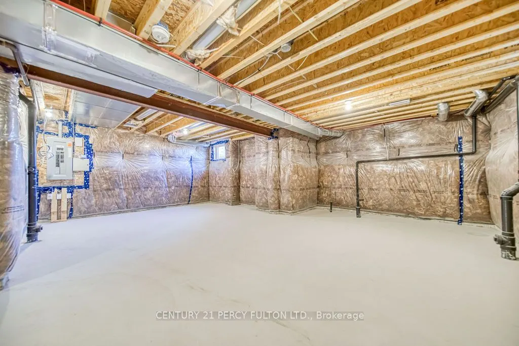 1350 Davis Loop