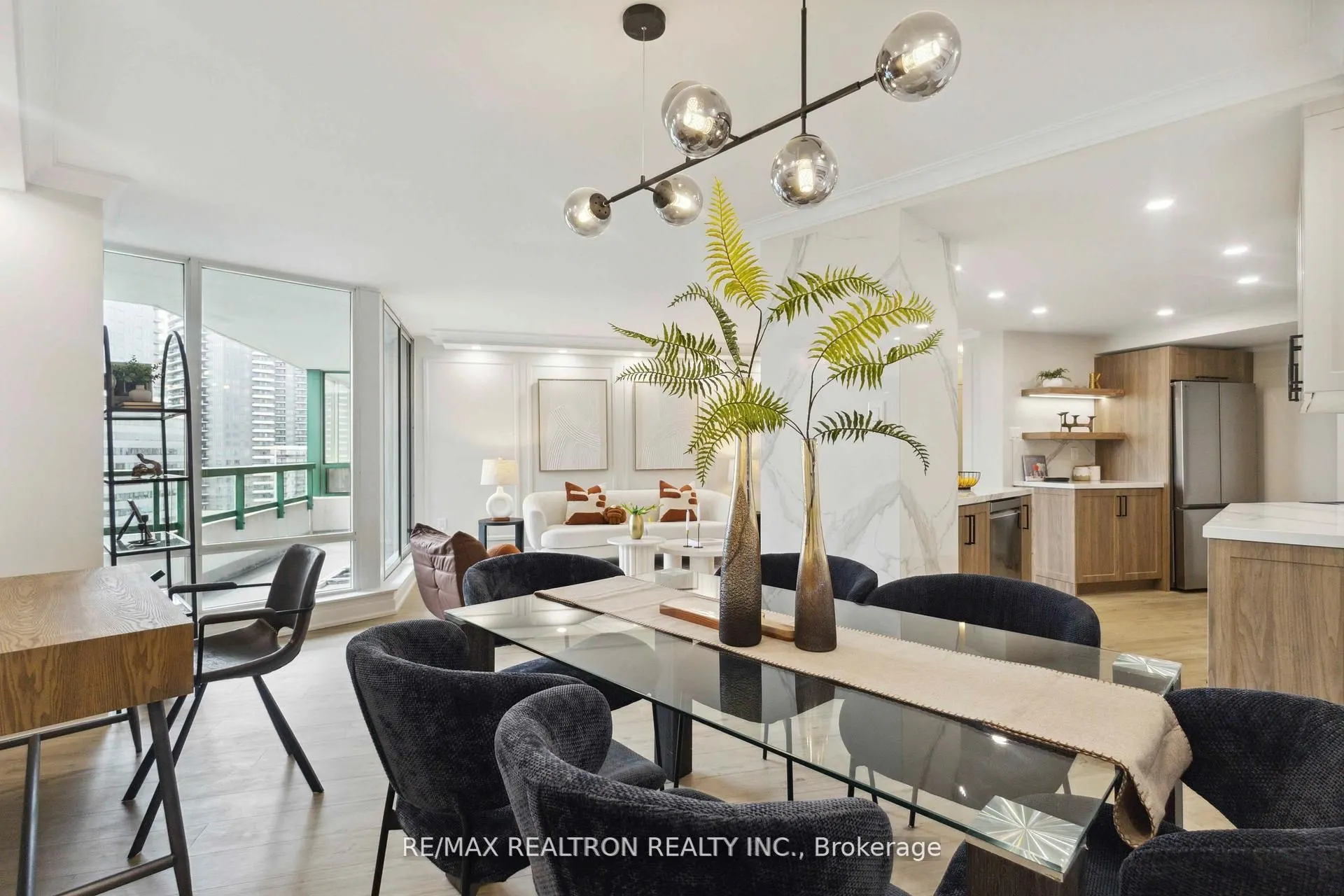 7250 Yonge Street, #1604