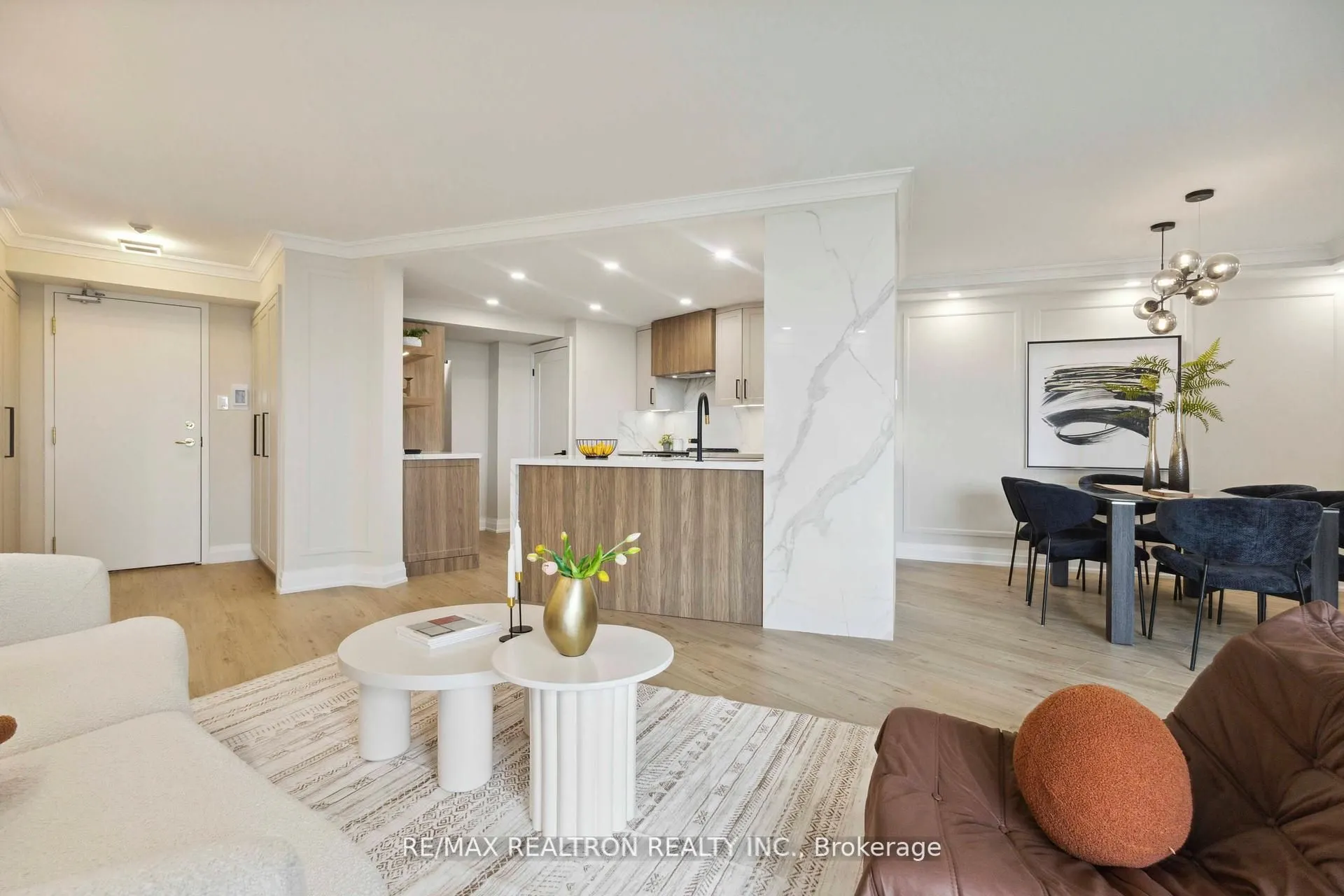 7250 Yonge Street, #1604