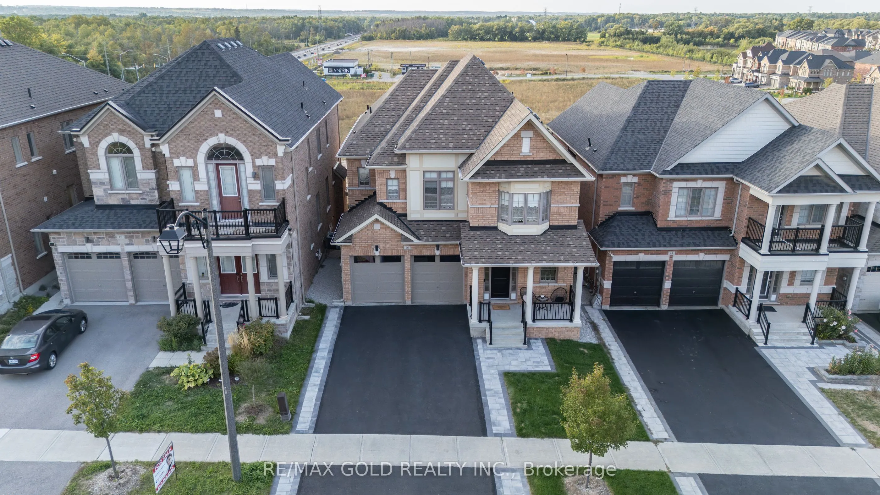 16 Frank Kelly Drive