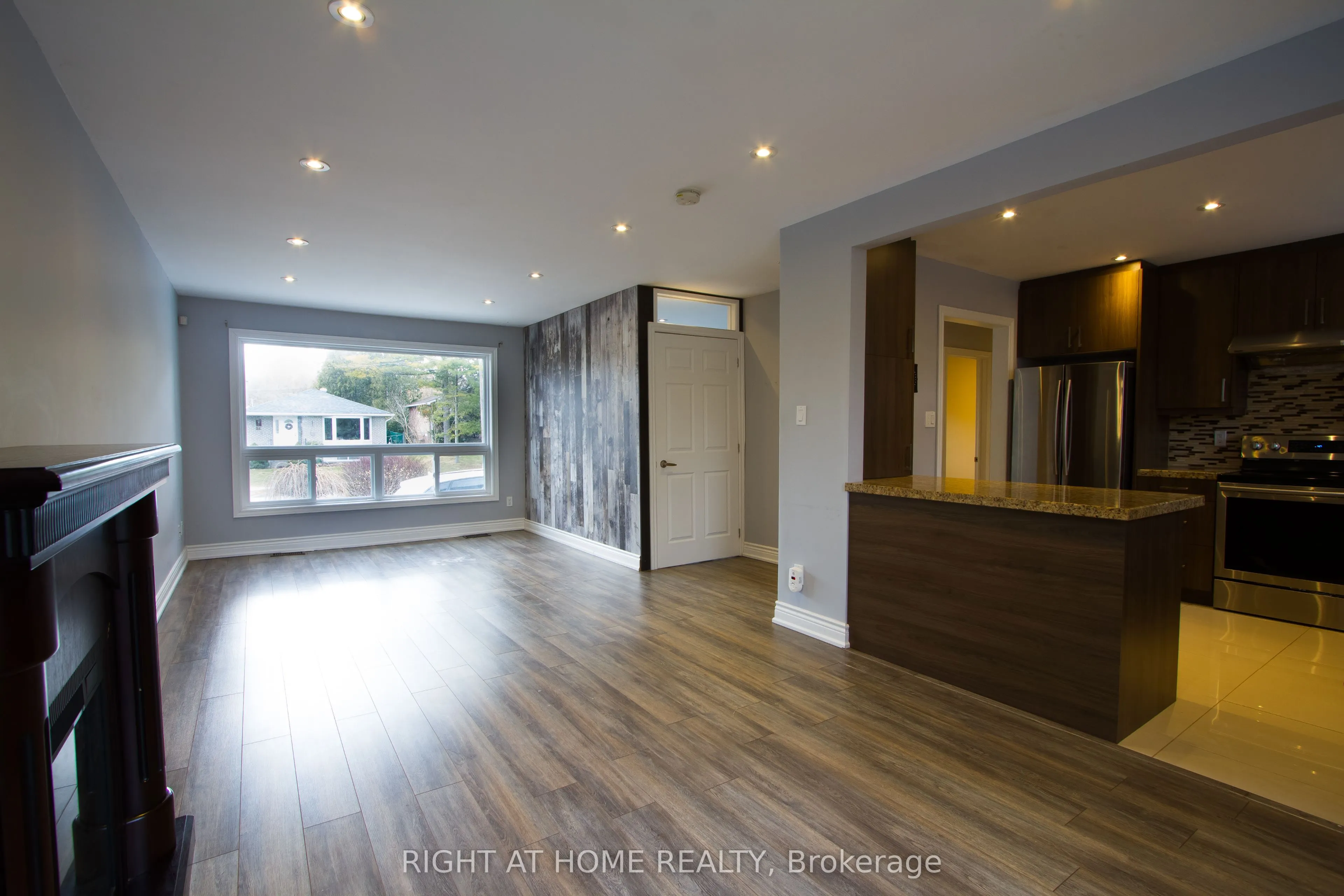 40 Foreht Crescent, #Main
