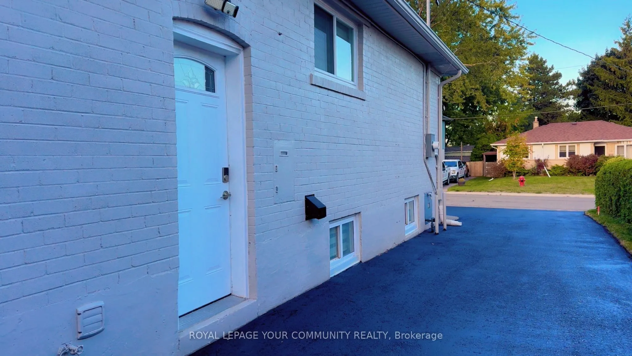 24 Collins Crescent, #Lower