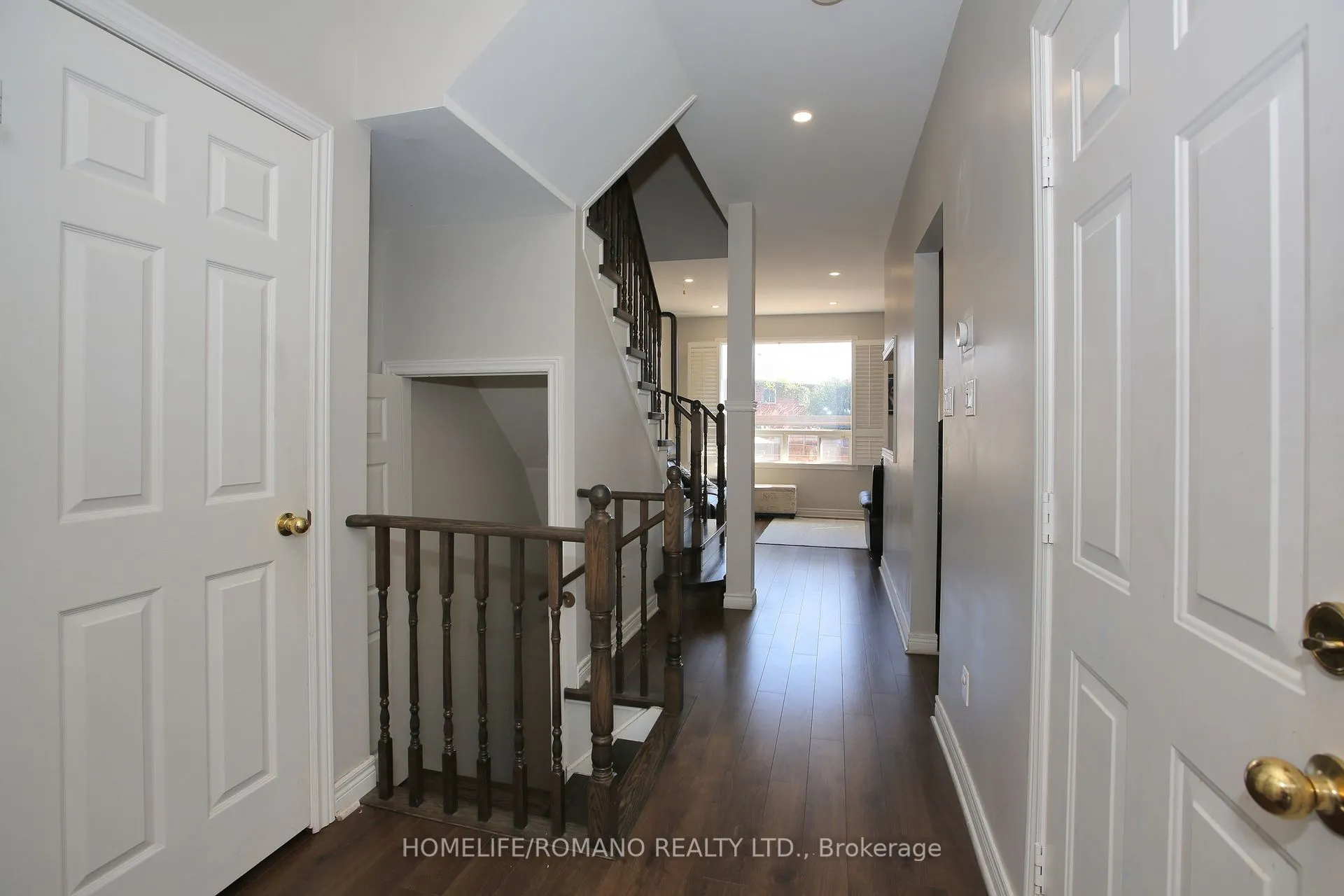 37 Ridgeway Court