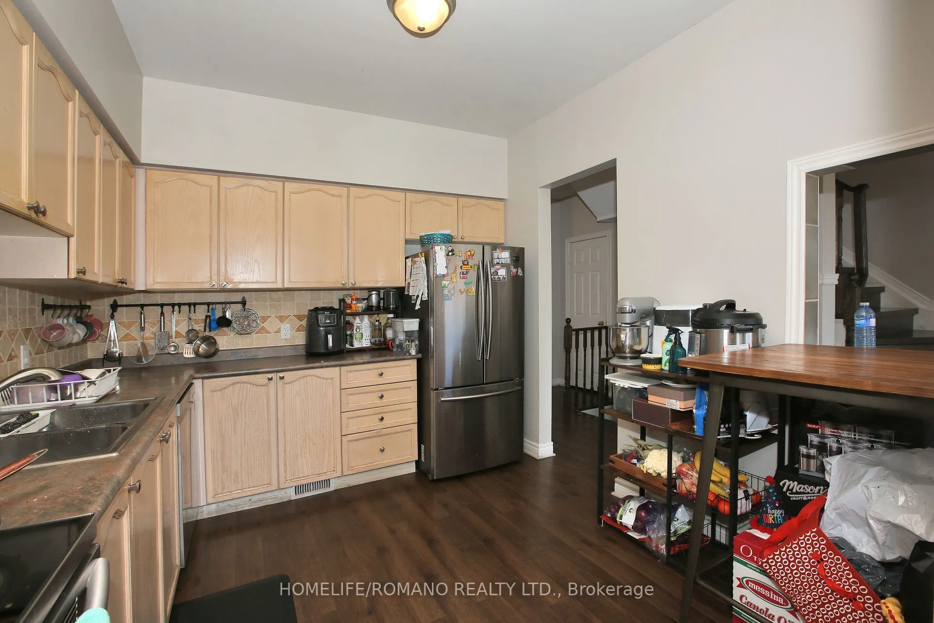 37 Ridgeway Court