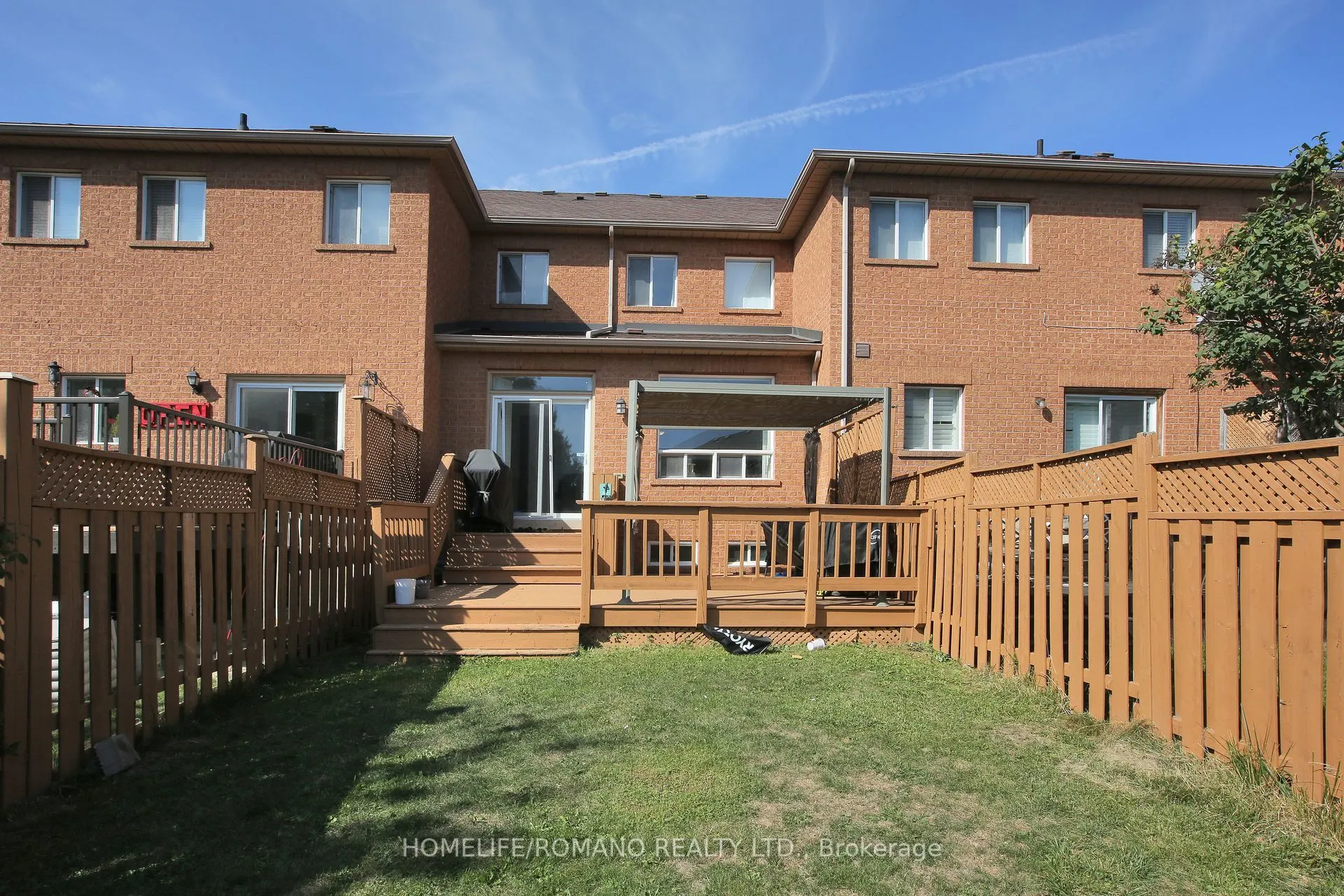 37 Ridgeway Court
