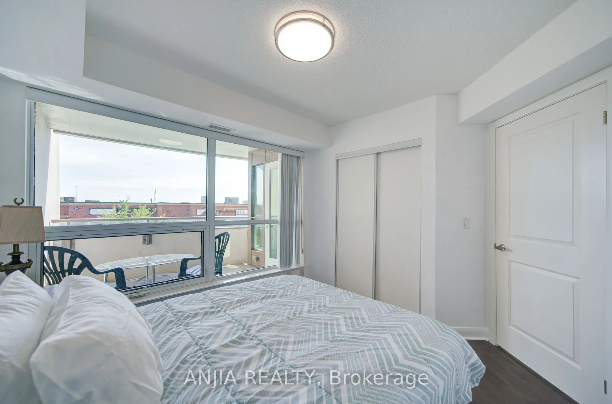 75 Norman Bethune Avenue, #210