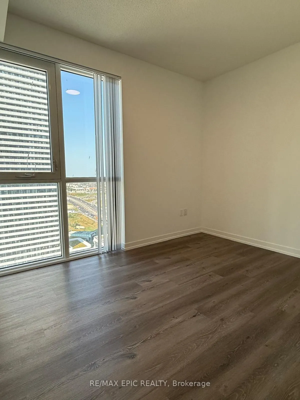 28 Interchange Way, ##2312